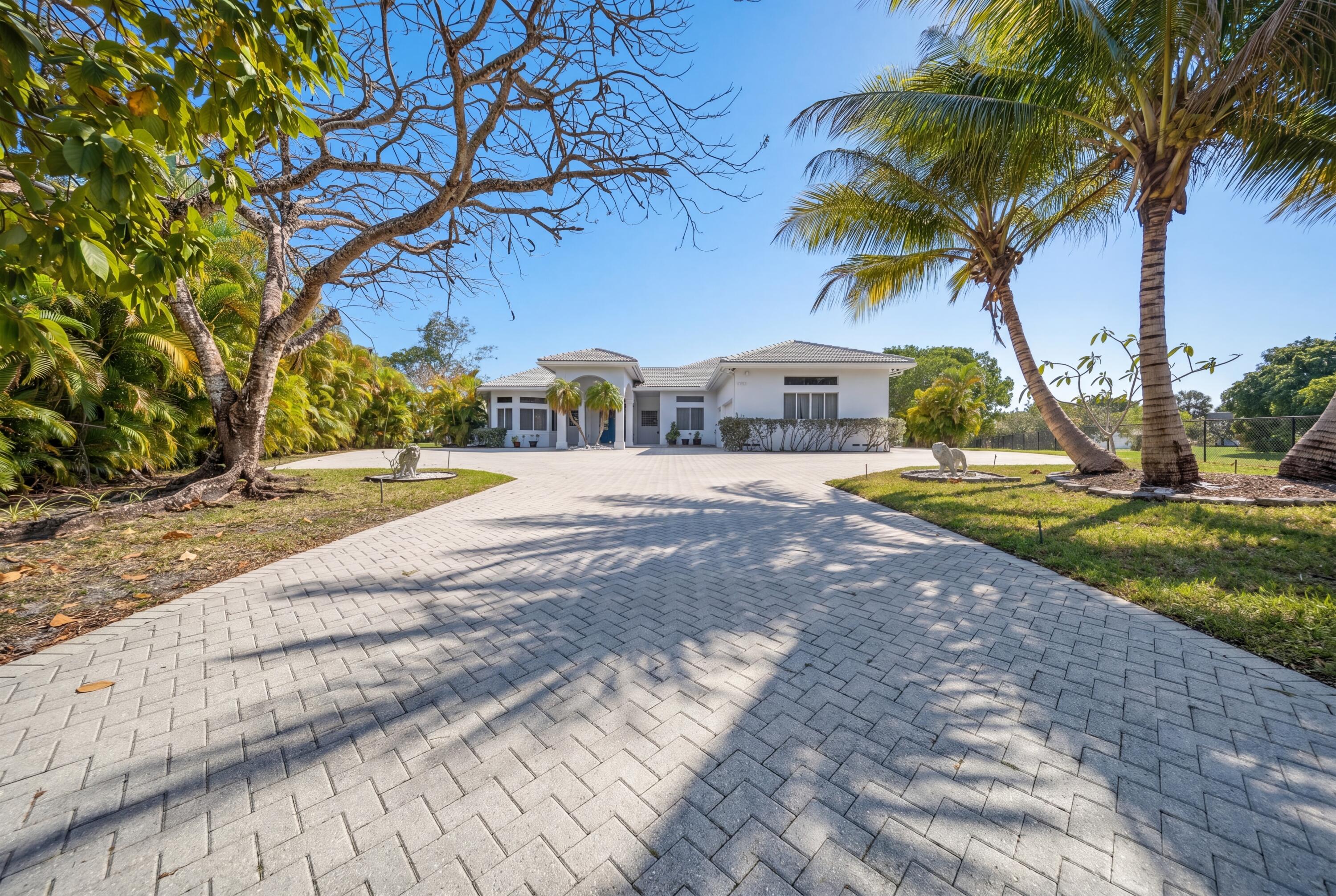 4010 NW 100th, Coral Springs FL 33065