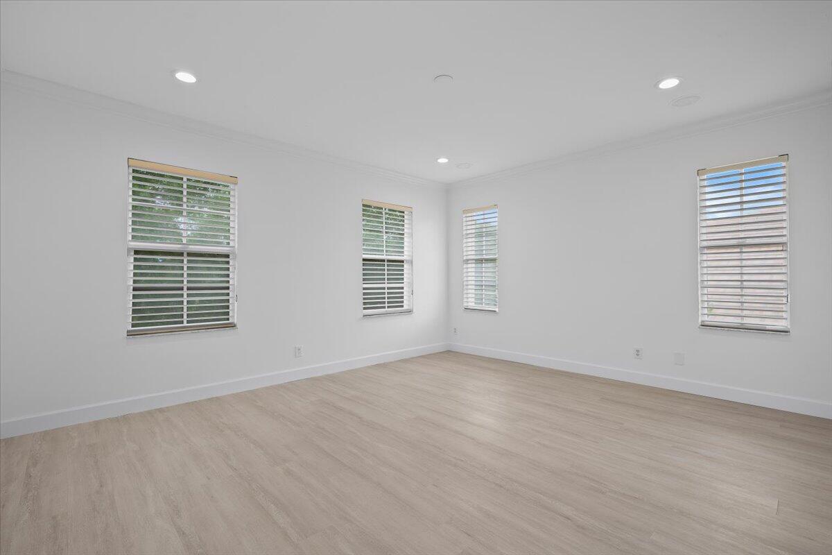1029 Vintner, Palm Beach Gardens FL 33410