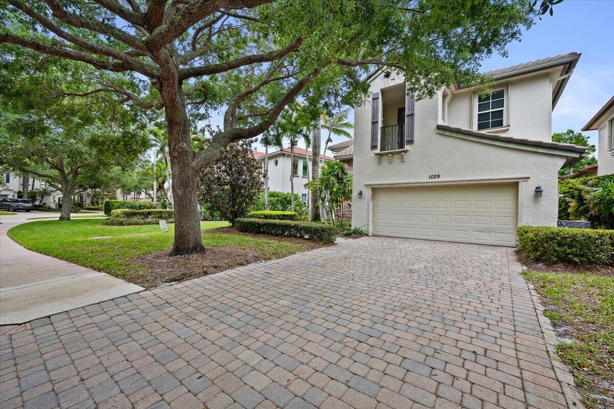 1029 Vintner, Palm Beach Gardens FL 33410
