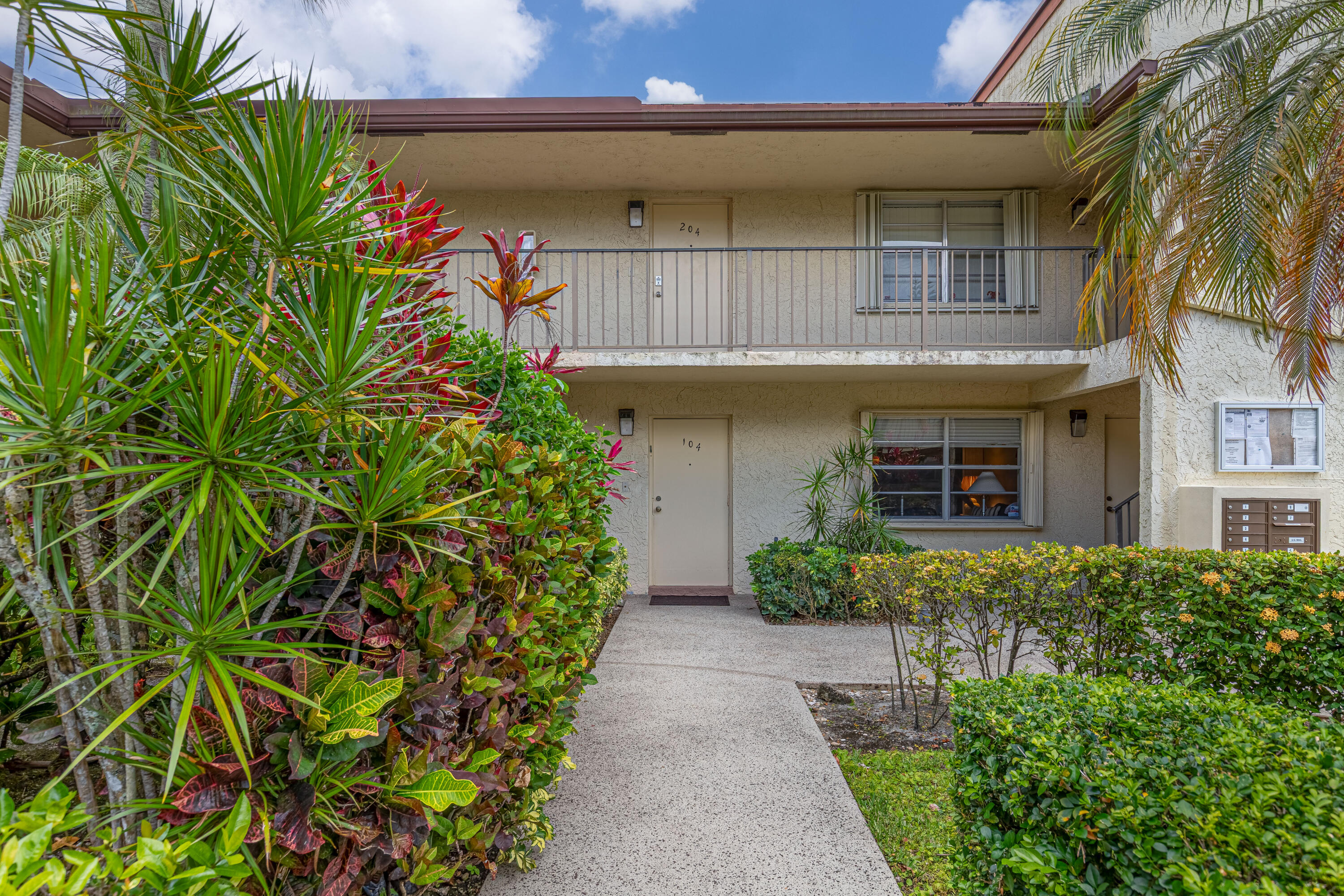 8751 Holly #104, Tamarac FL 33321
