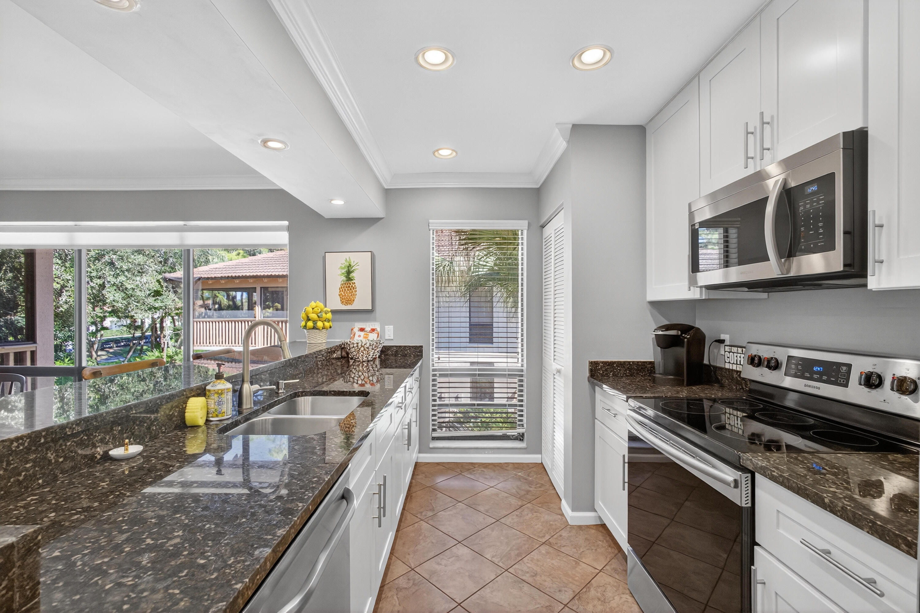 605 Brackenwood, Palm Beach Gardens FL 33418