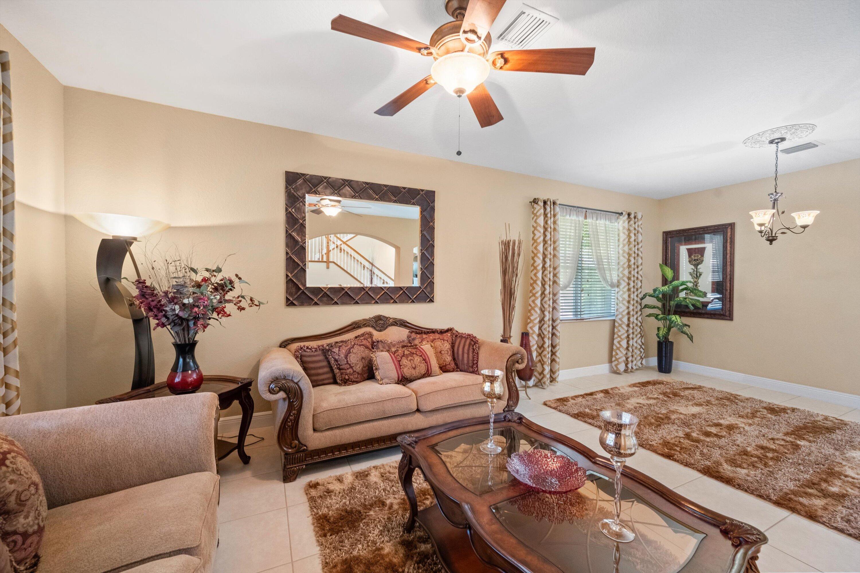 112 Ibisca, Royal Palm Beach FL 33411