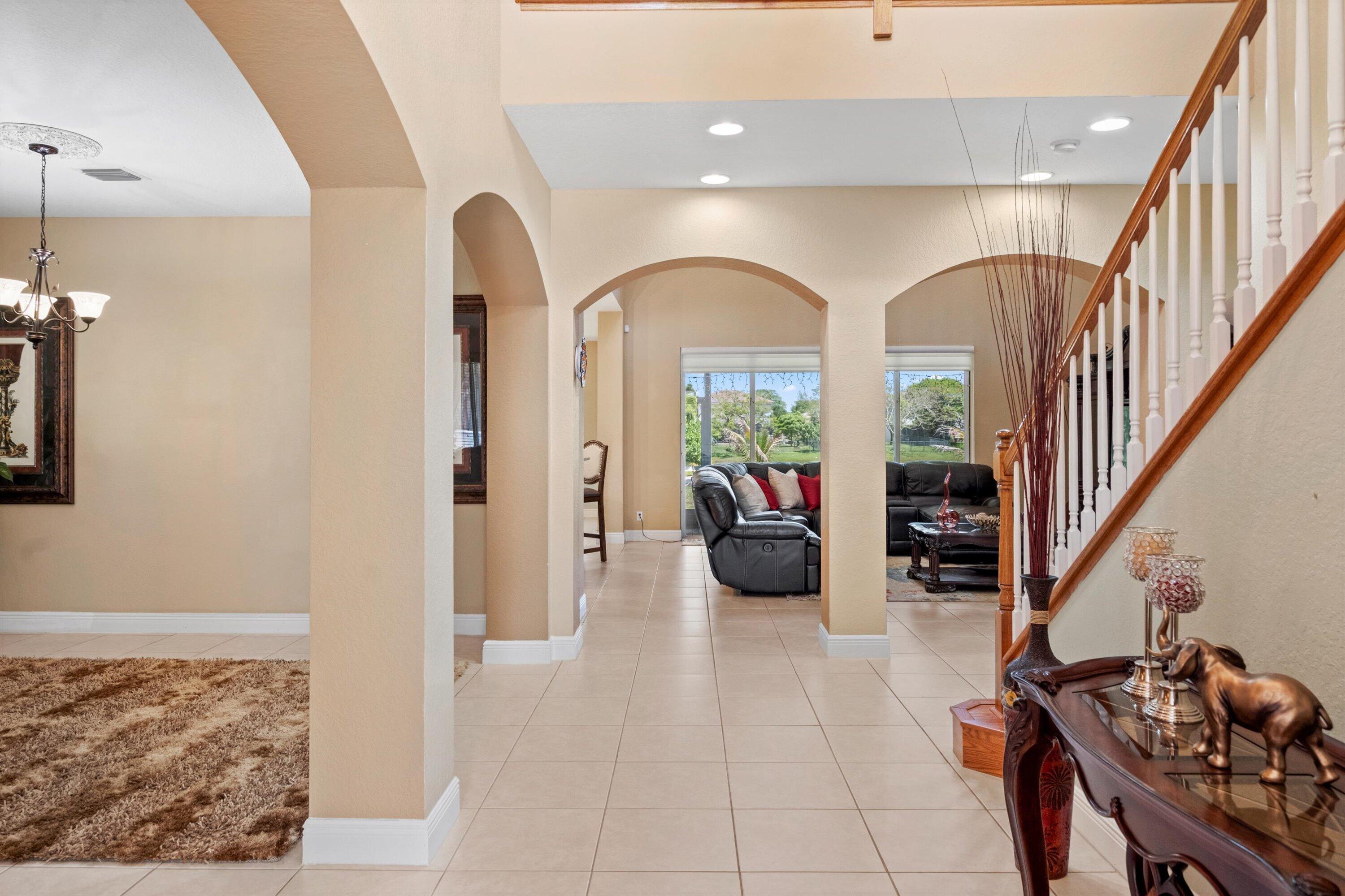 112 Ibisca, Royal Palm Beach FL 33411