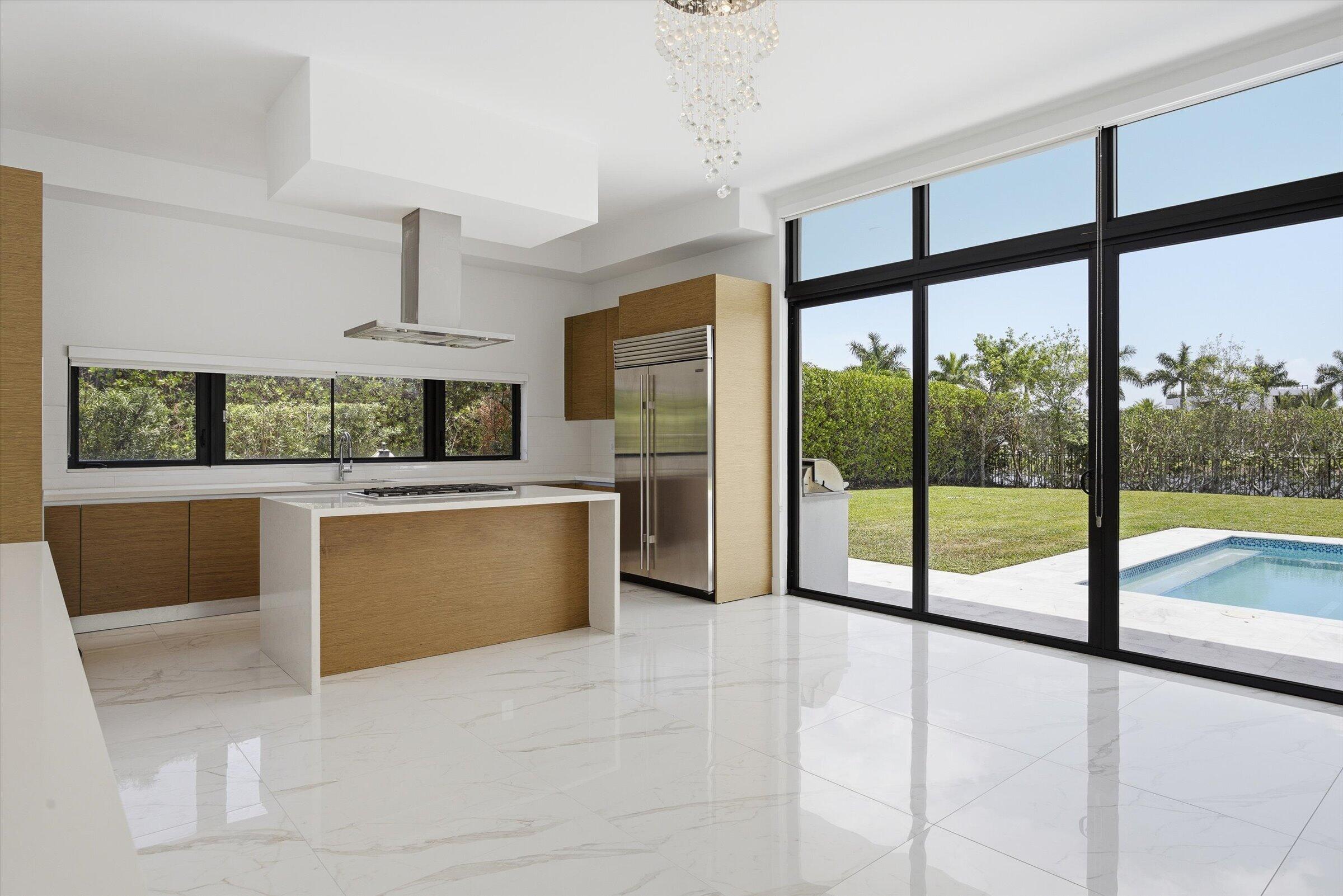 16570 Sunset, Weston FL 33326