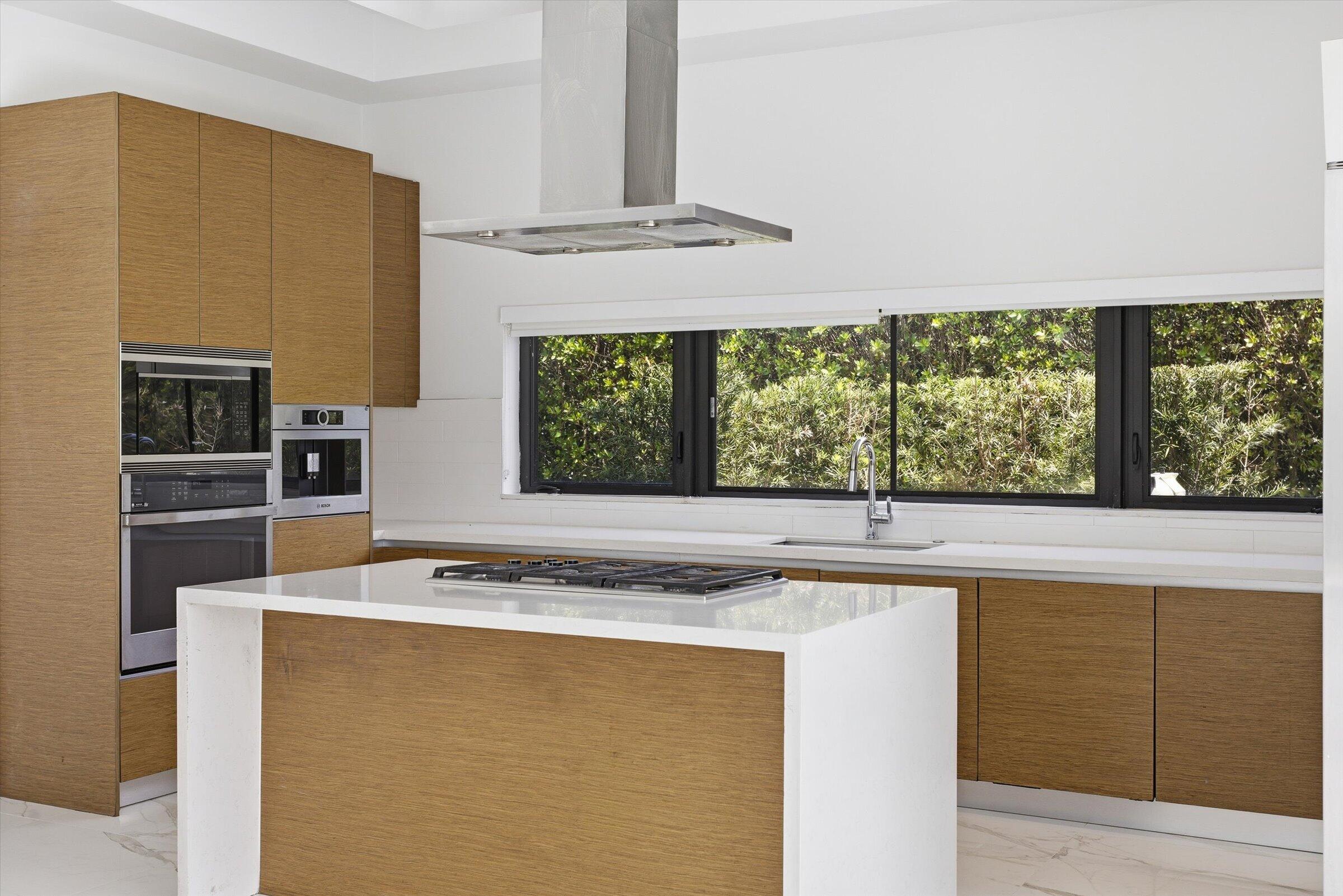 16570 Sunset, Weston FL 33326