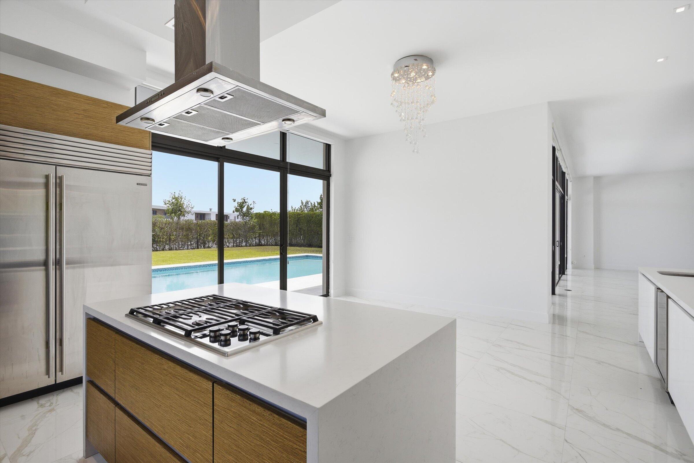 16570 Sunset, Weston FL 33326