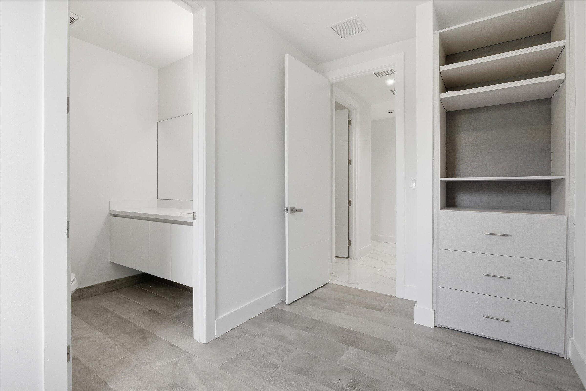 16570 Sunset, Weston FL 33326