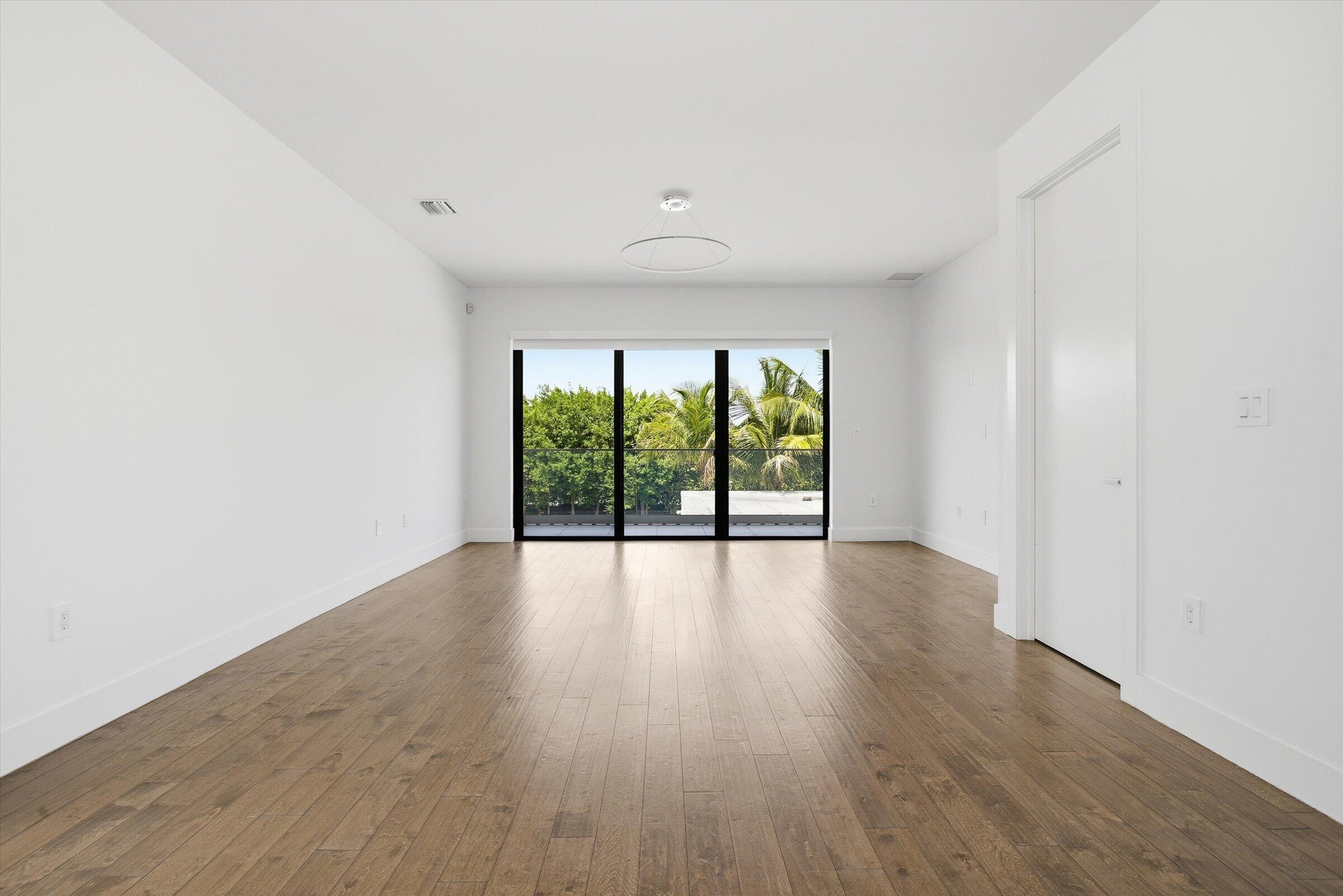 16570 Sunset, Weston FL 33326