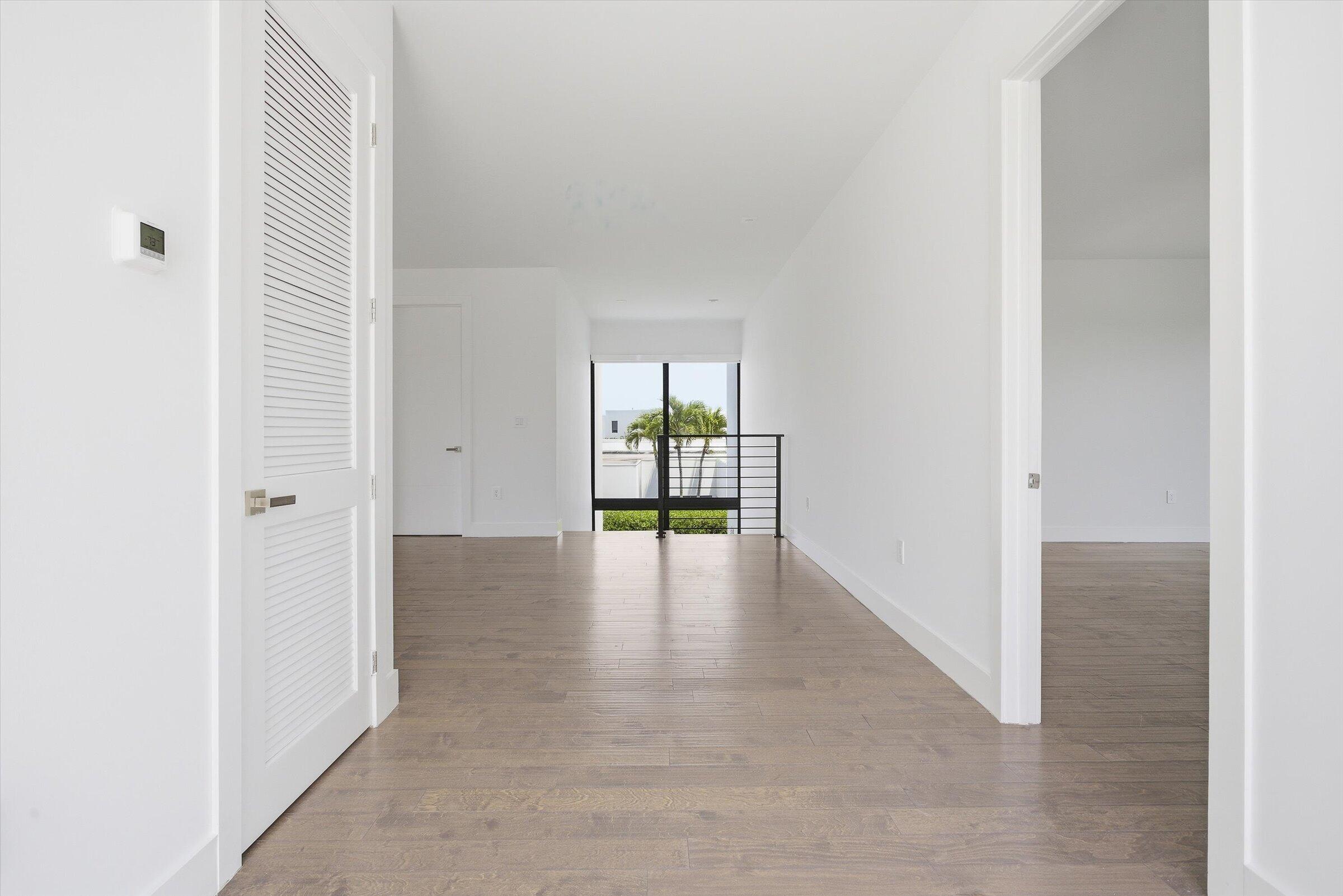 16570 Sunset, Weston FL 33326