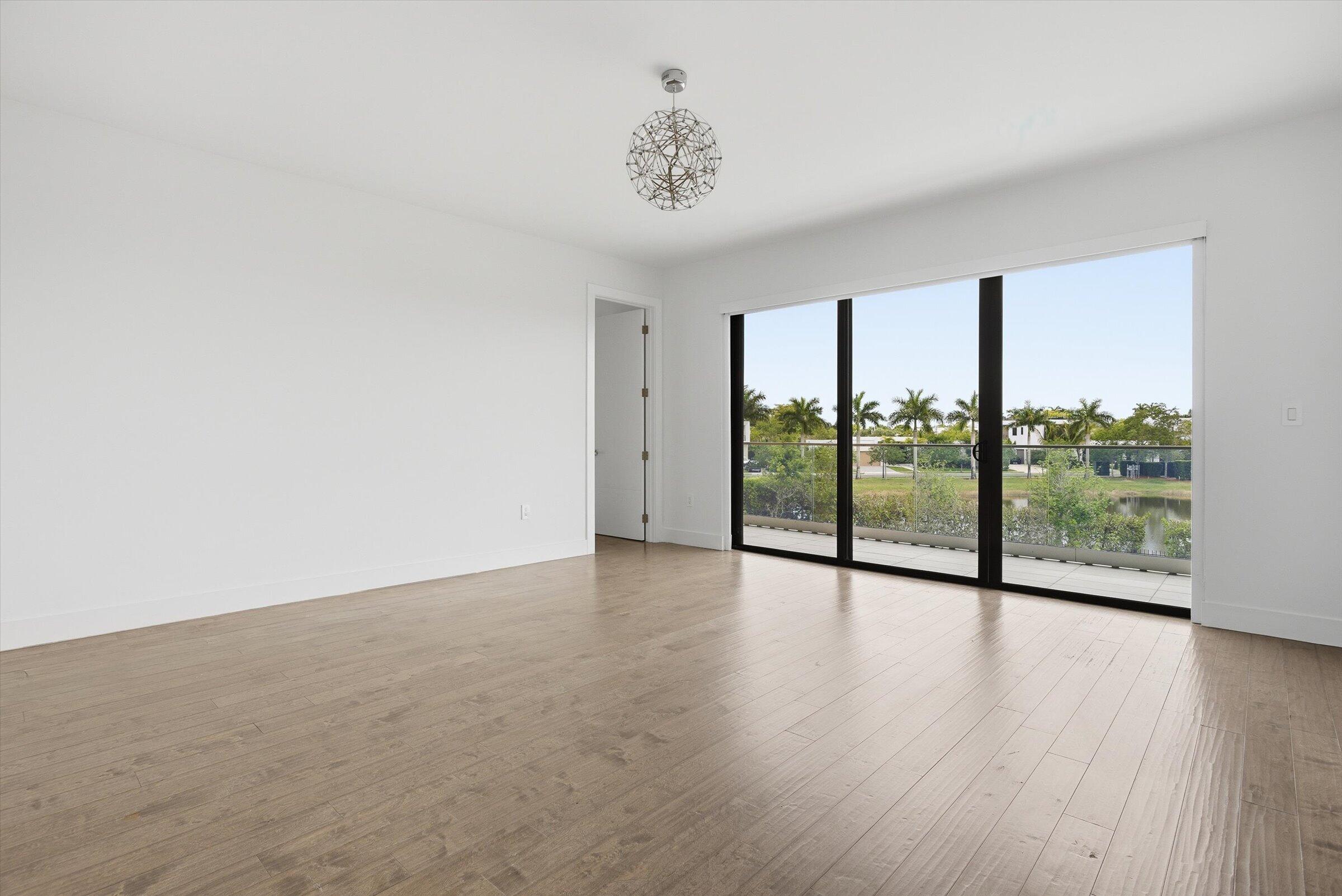 16570 Sunset, Weston FL 33326