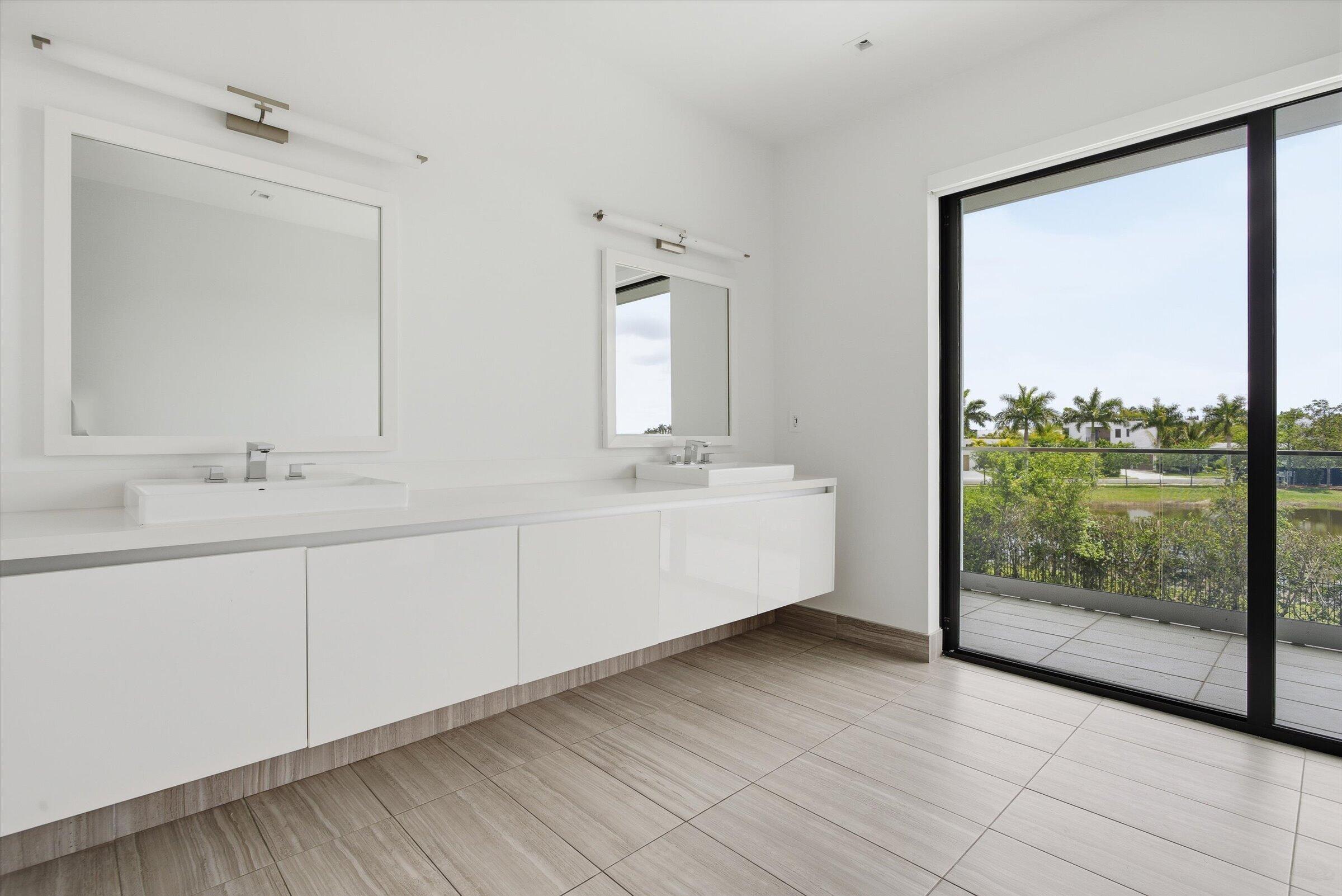 16570 Sunset, Weston FL 33326