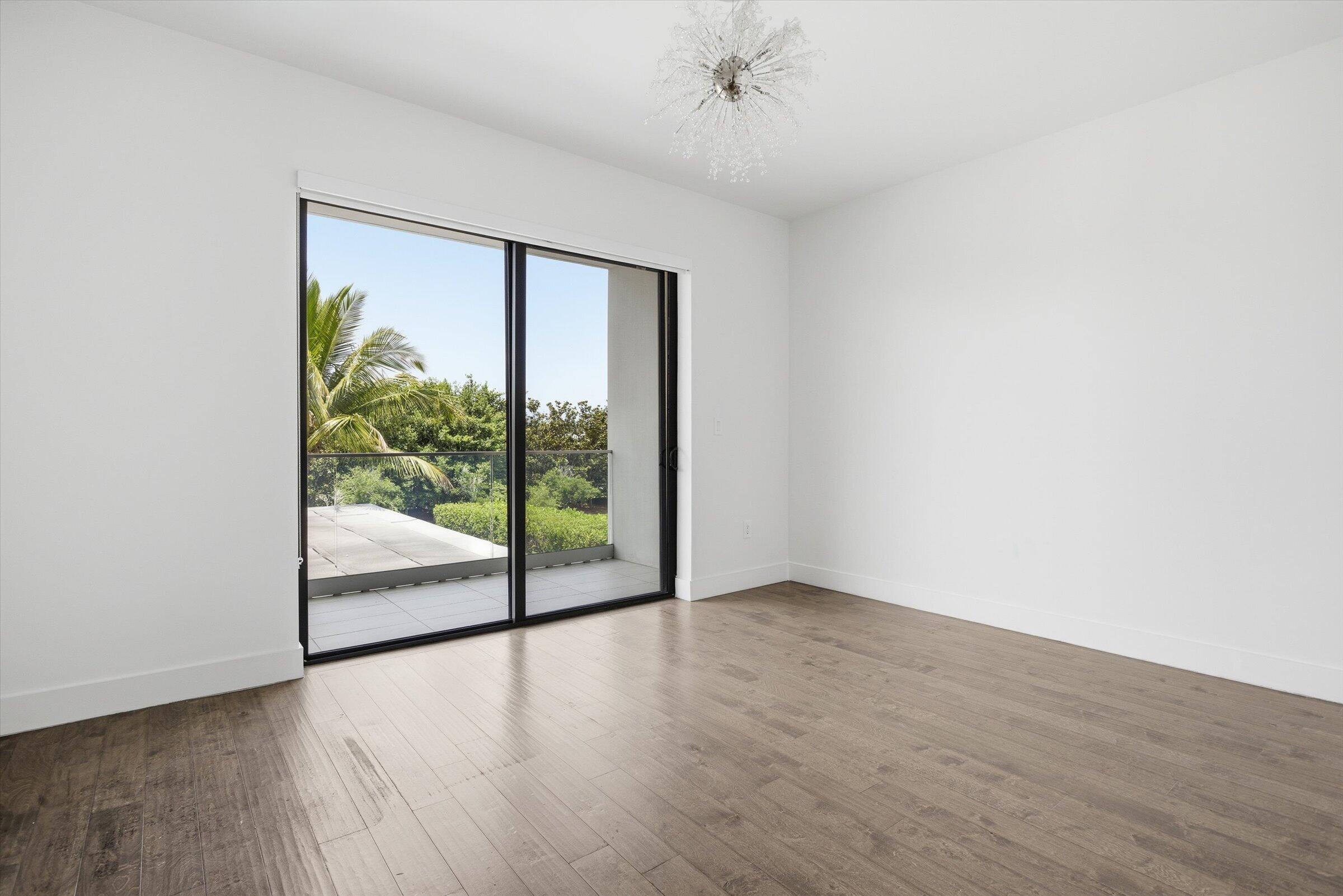 16570 Sunset, Weston FL 33326