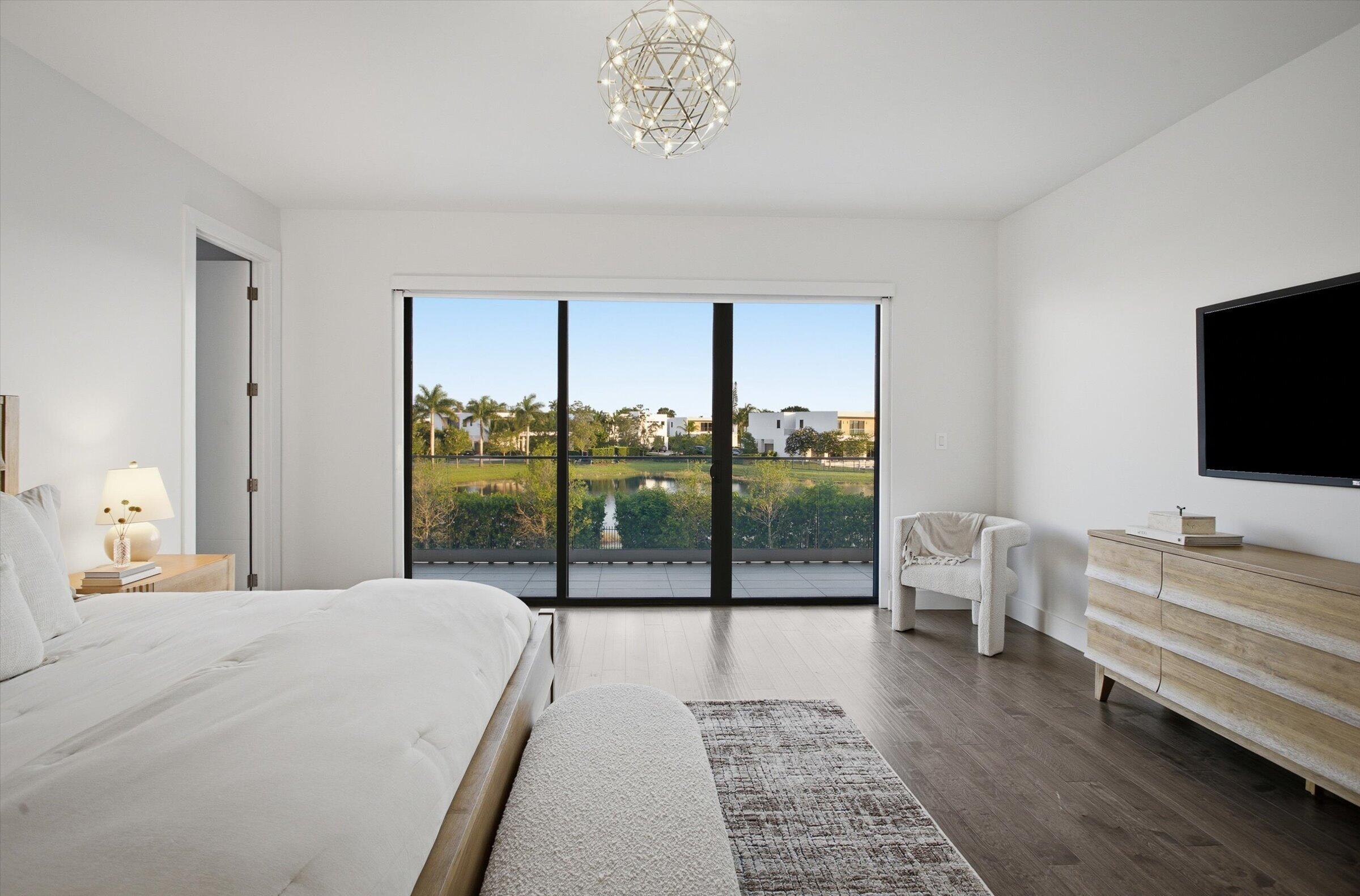 16570 Sunset, Weston FL 33326