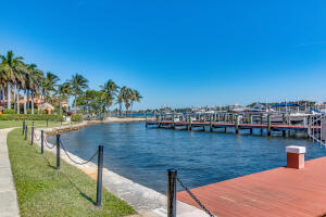 140 Yacht Club #107, Hypoluxo FL 33462