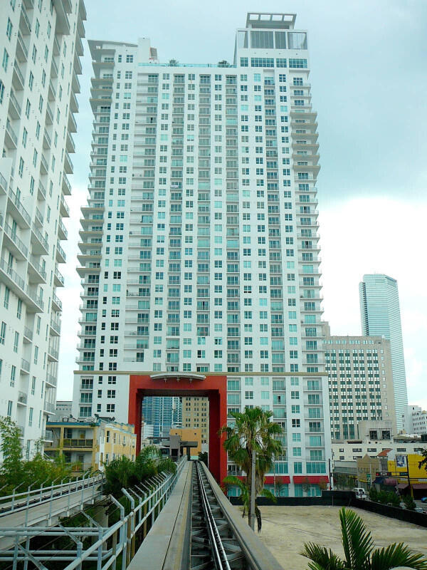 133 NE 2nd #810, Miami FL 33132