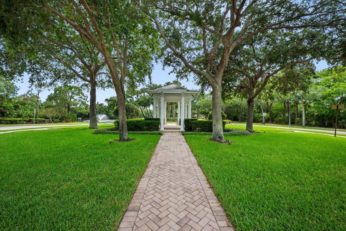 133 Sugarberry, Jupiter FL 33458
