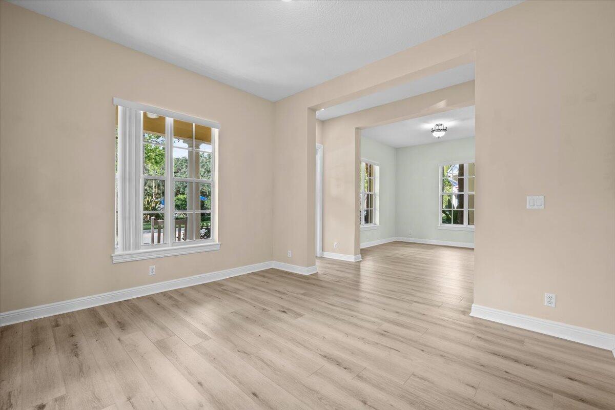 133 Sugarberry, Jupiter FL 33458