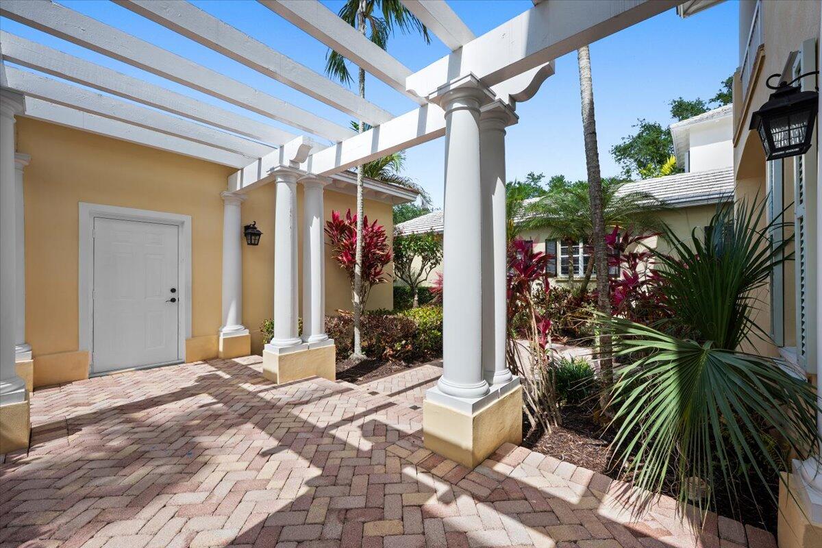 133 Sugarberry, Jupiter FL 33458