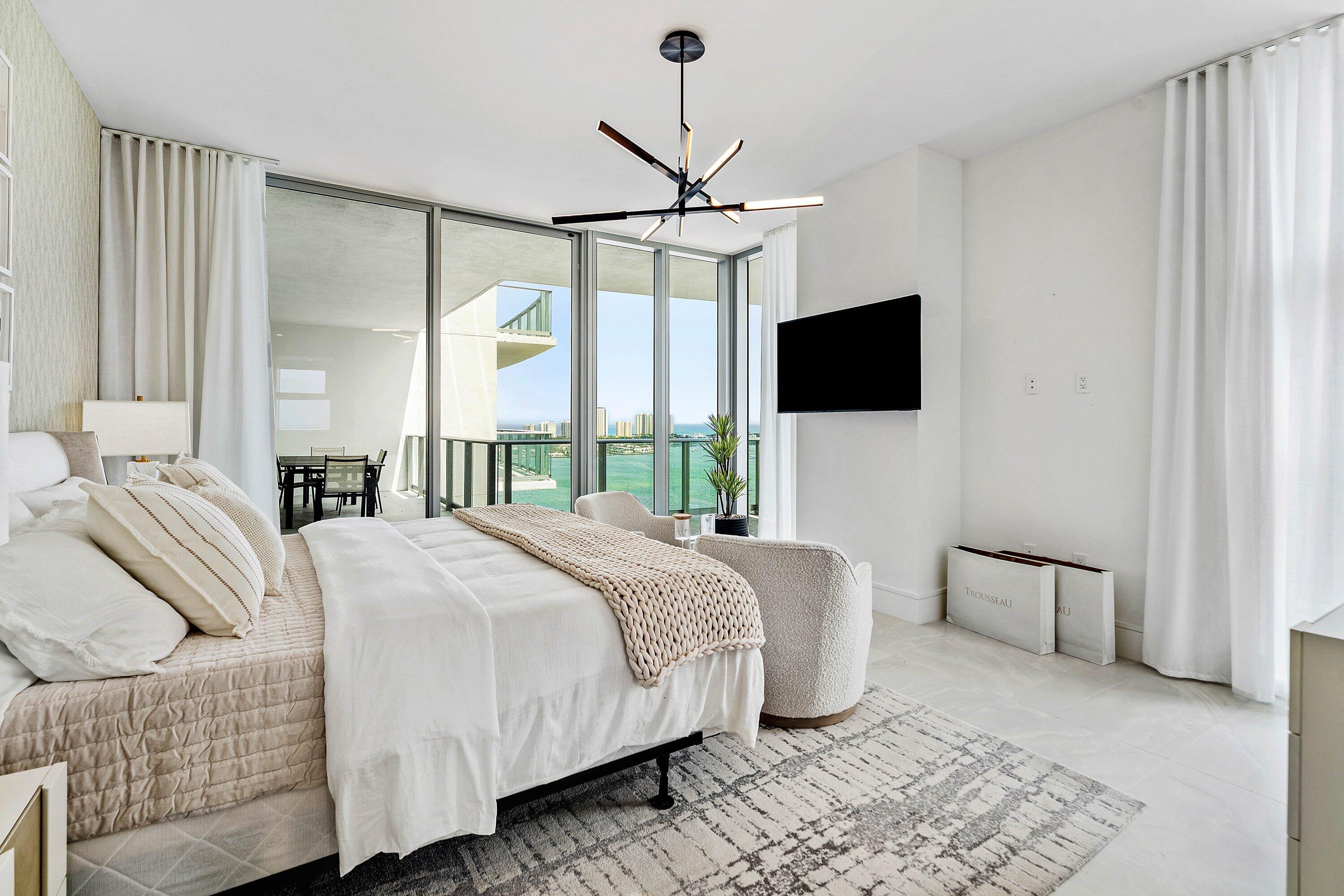 220 Lake Shore #2123, Lake Park FL 33403