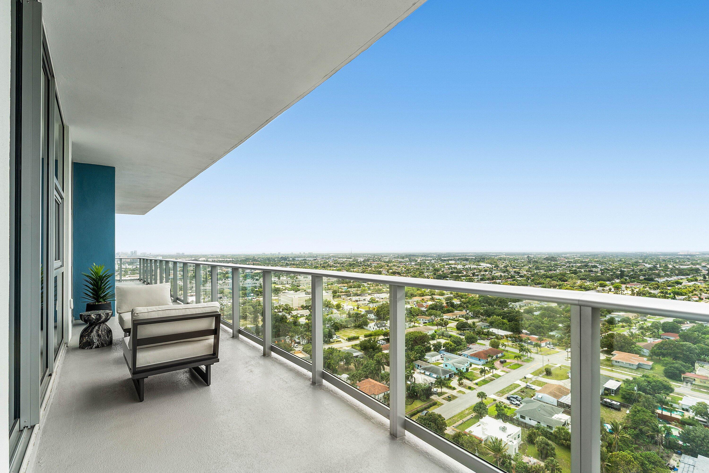220 Lake Shore #2123, Lake Park FL 33403