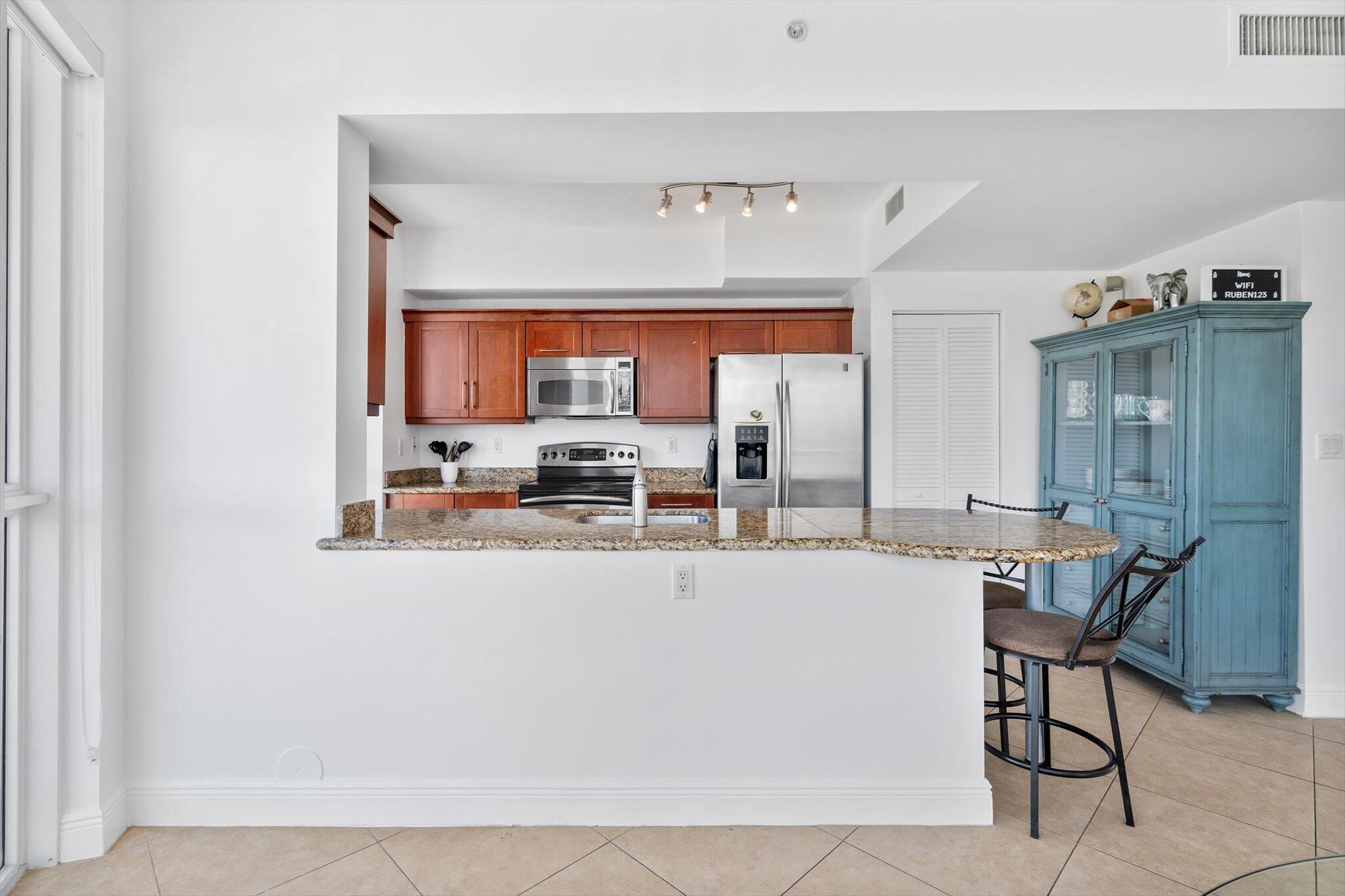 7270 SW 88th #B203, Miami FL 33156