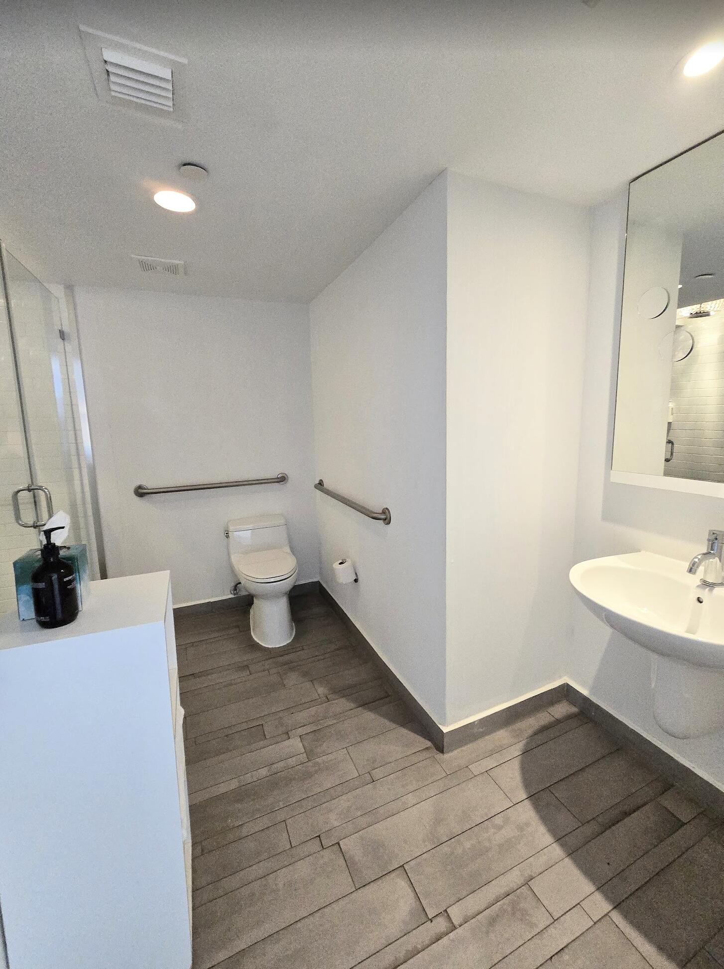 1100 West #918, Miami Beach FL 33139