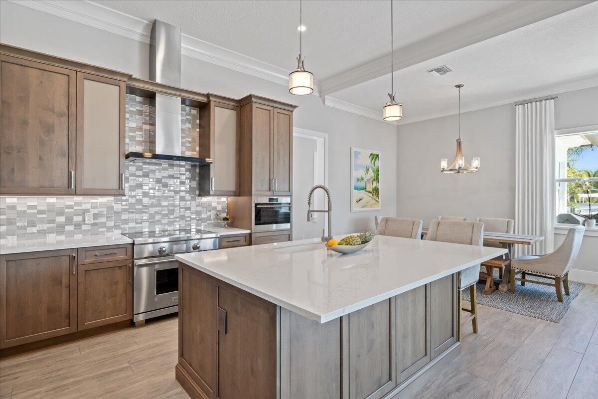 205 Body, Jupiter FL 33477