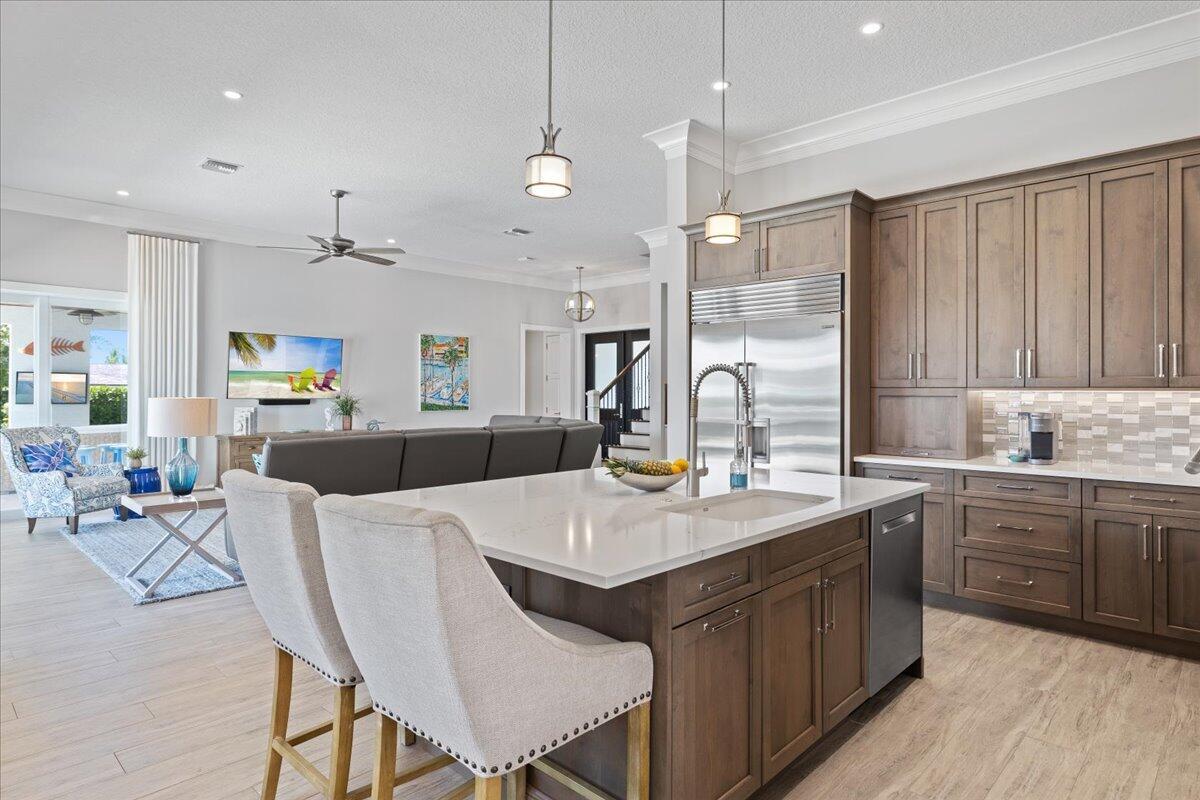 205 Body, Jupiter FL 33477