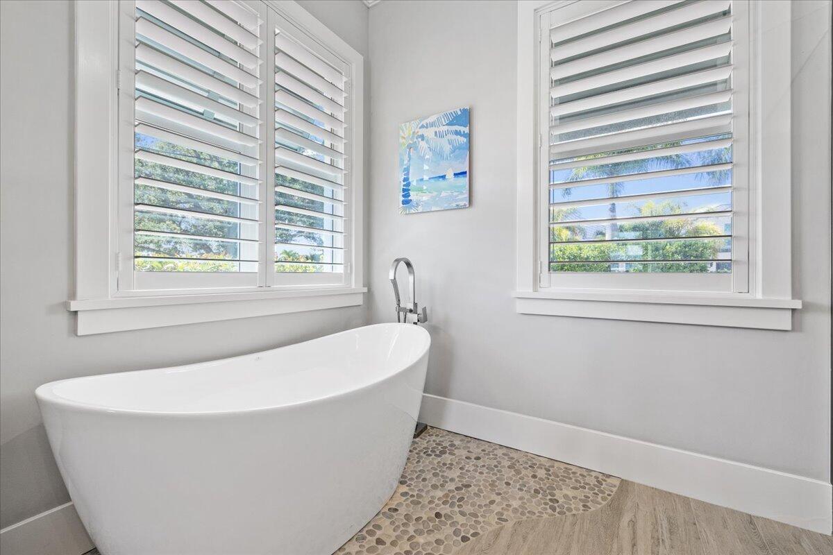 205 Body, Jupiter FL 33477
