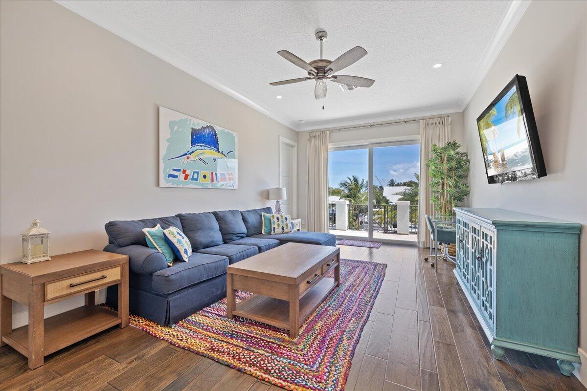 205 Body, Jupiter FL 33477