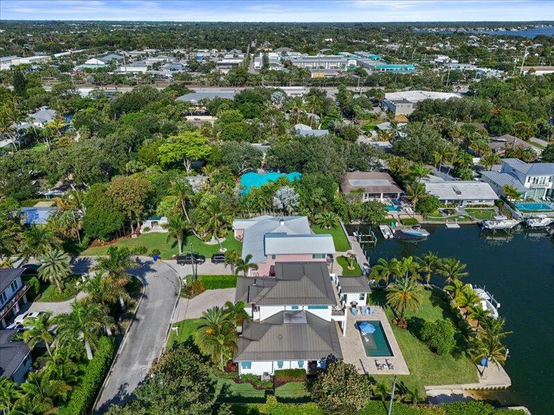 205 Body, Jupiter FL 33477