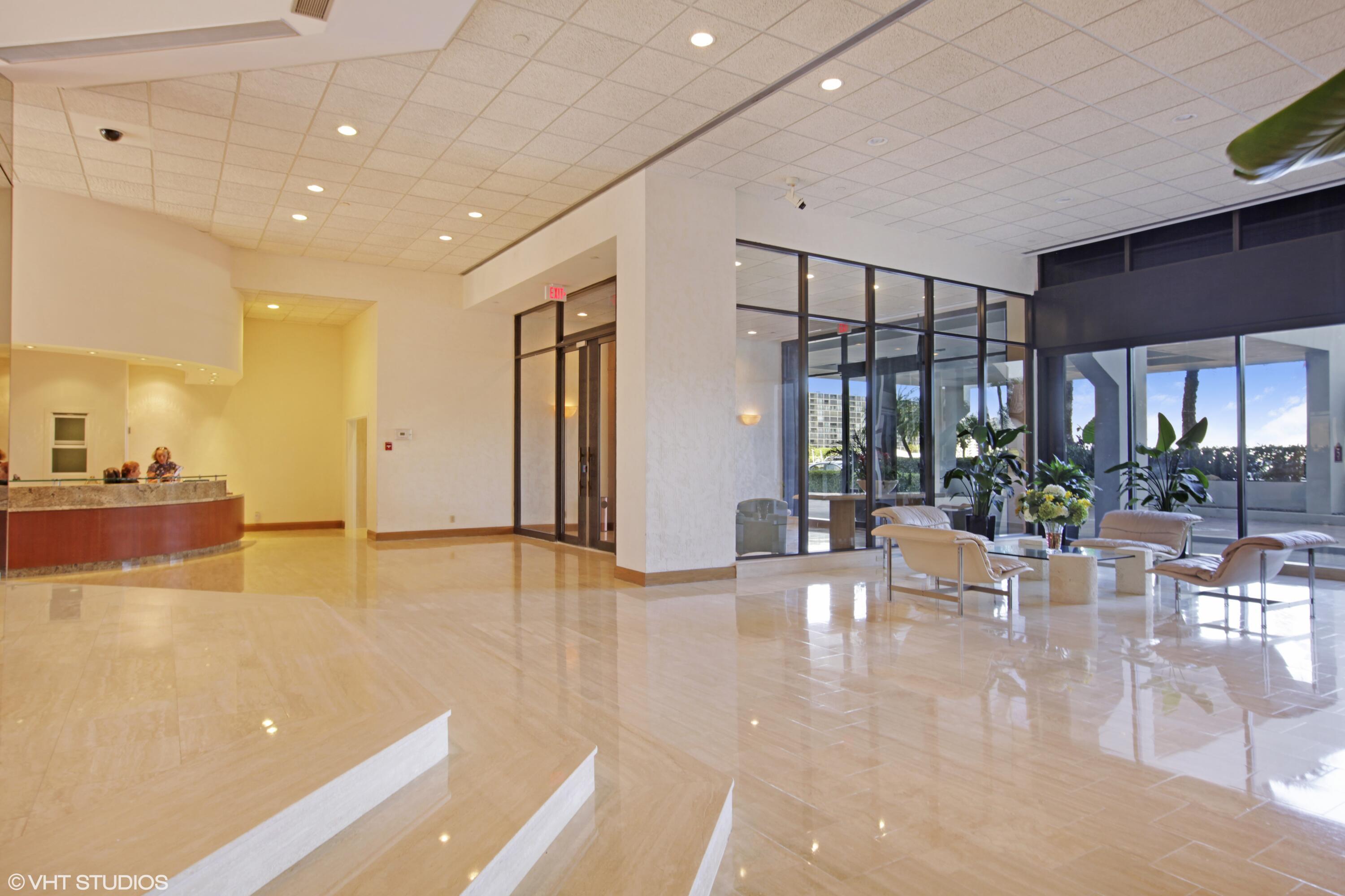 100 Lakeshore #957, North Palm Beach FL 33408