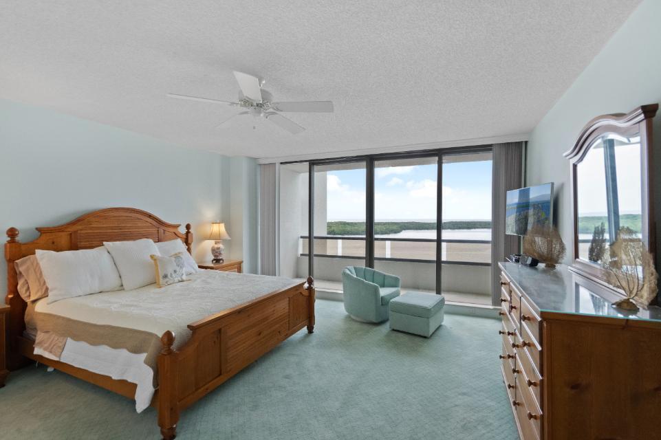 100 Lakeshore #957, North Palm Beach FL 33408