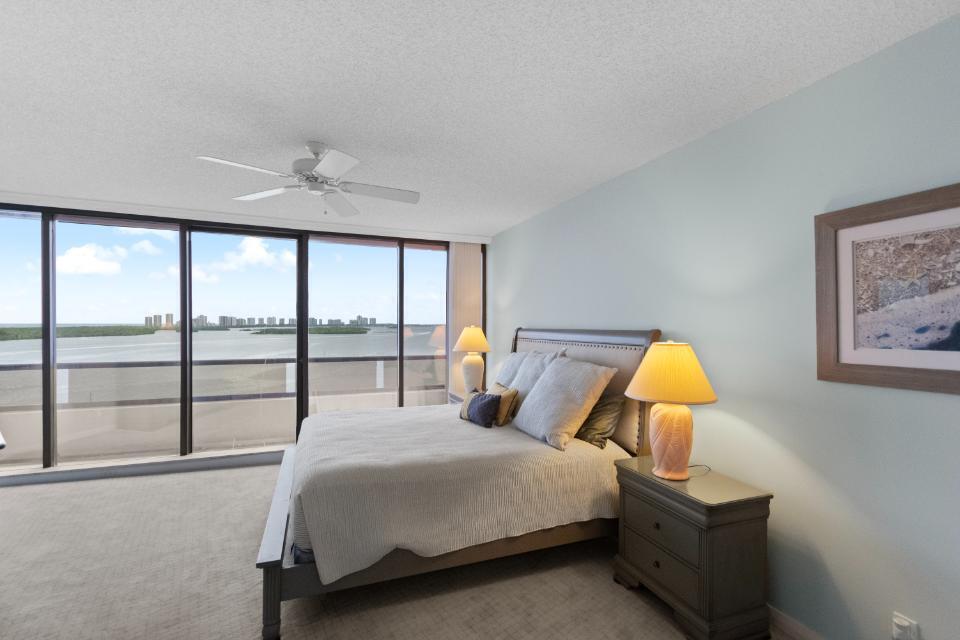 100 Lakeshore #957, North Palm Beach FL 33408