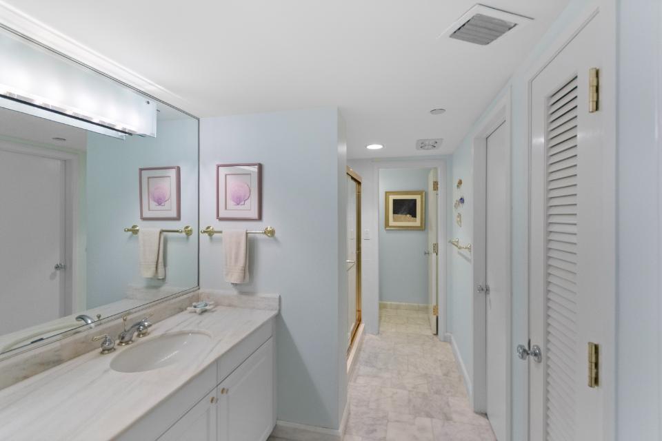 100 Lakeshore #957, North Palm Beach FL 33408