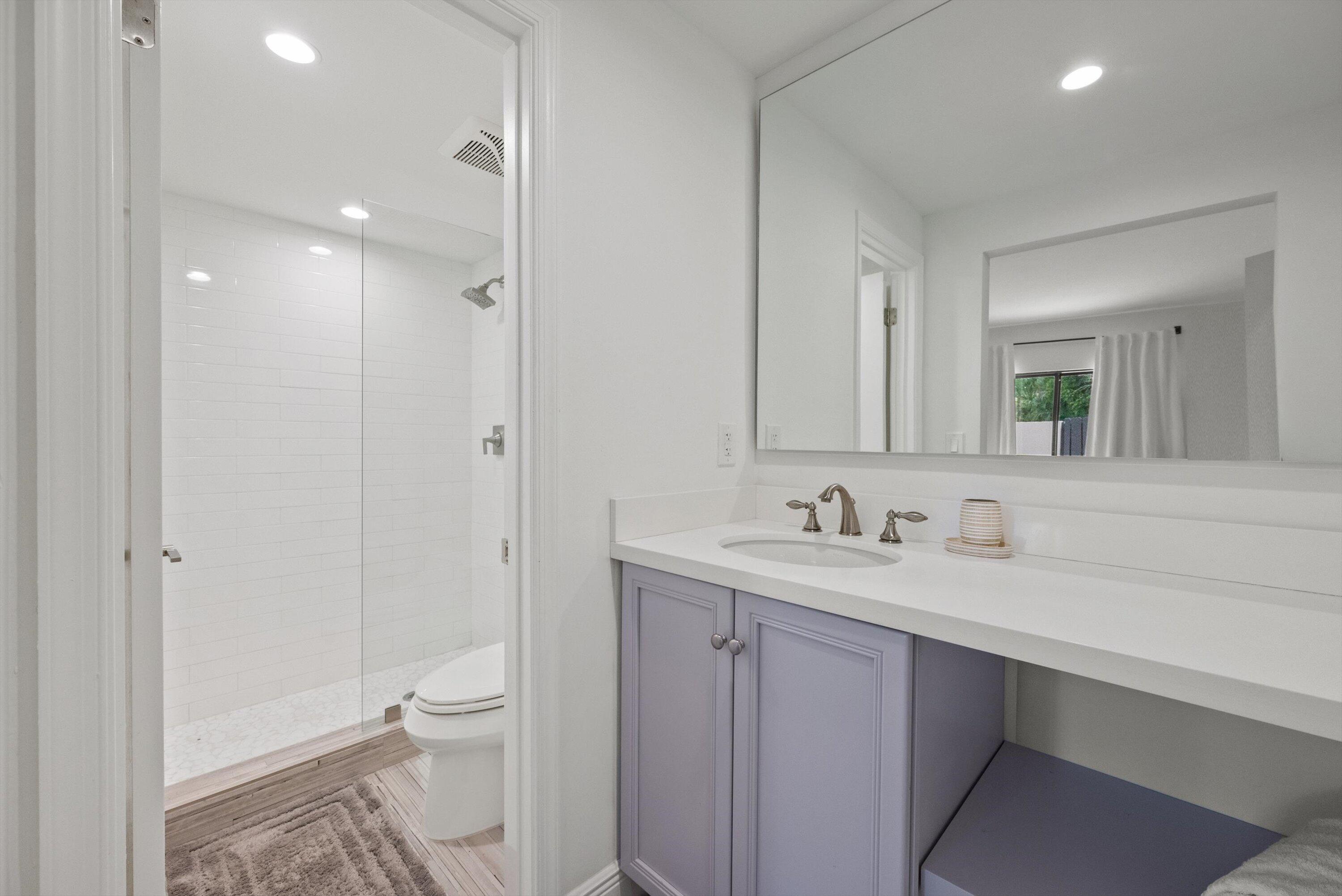 11355 Pond View #D104, Wellington FL 33414