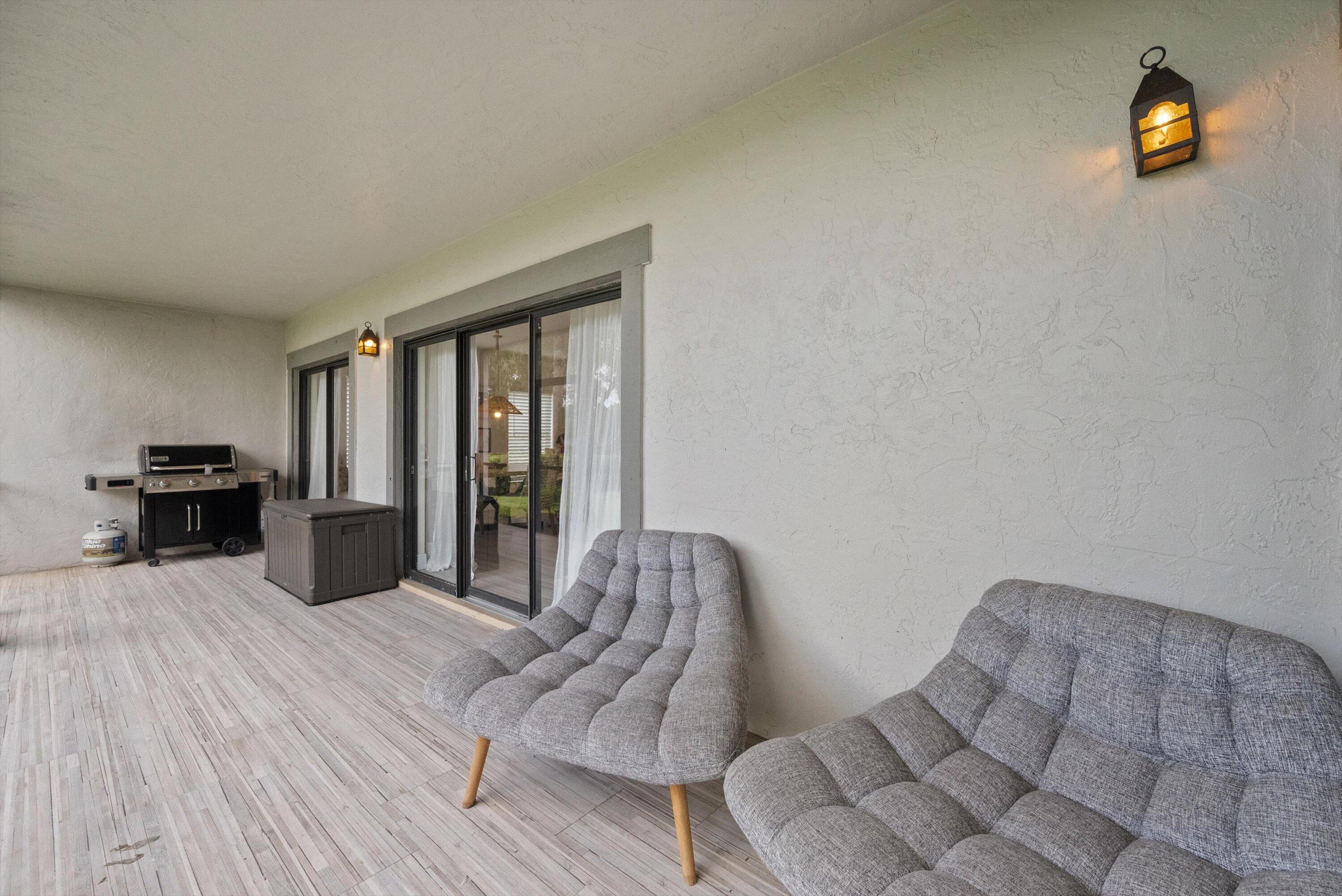 11355 Pond View #D104, Wellington FL 33414
