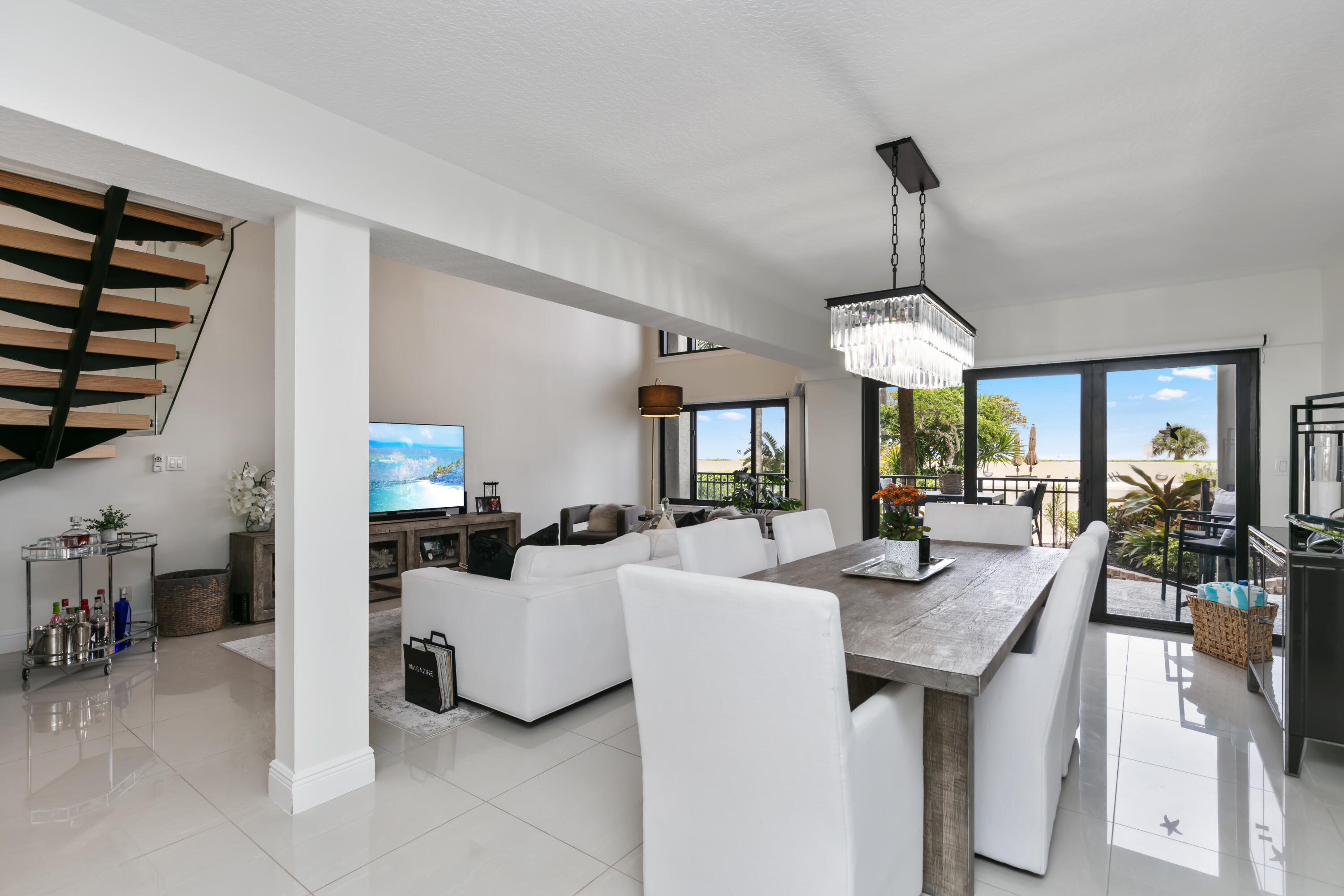 665 SE 21st #104, Deerfield Beach FL 33441
