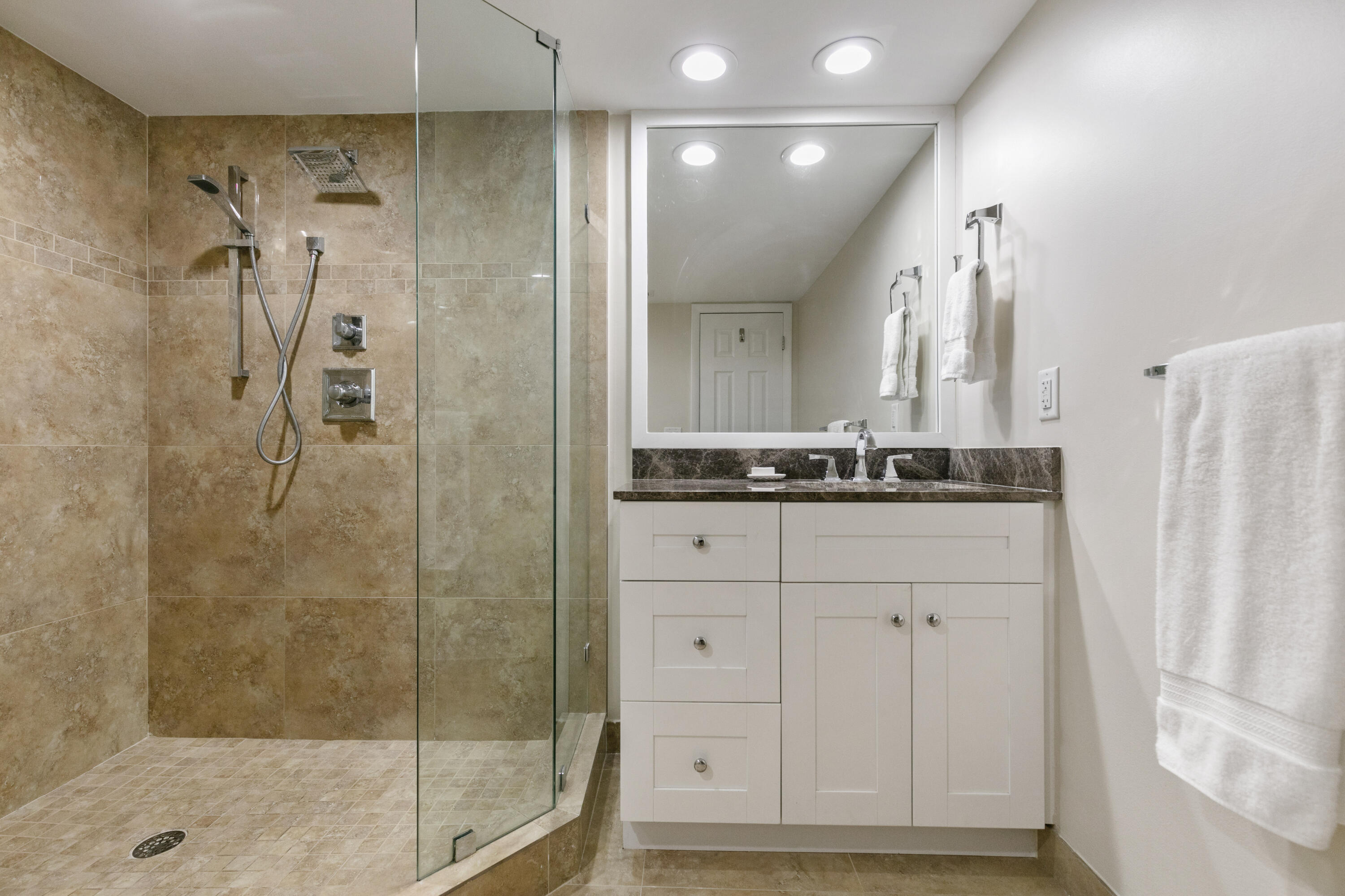 665 SE 21st #104, Deerfield Beach FL 33441