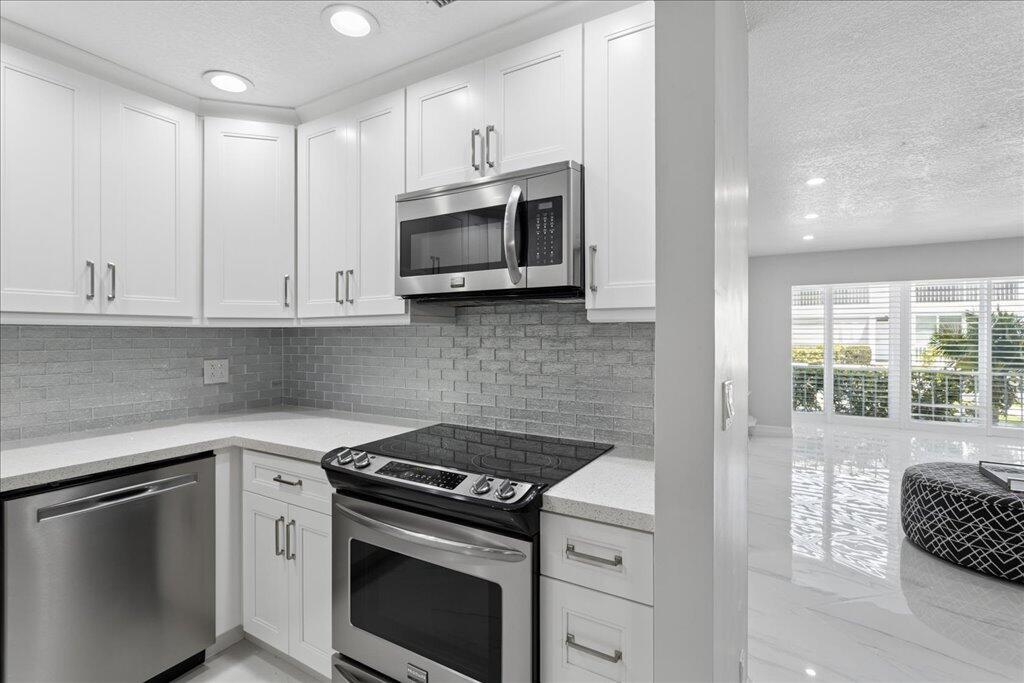 6379 Bay Club #2, Fort Lauderdale FL 33308