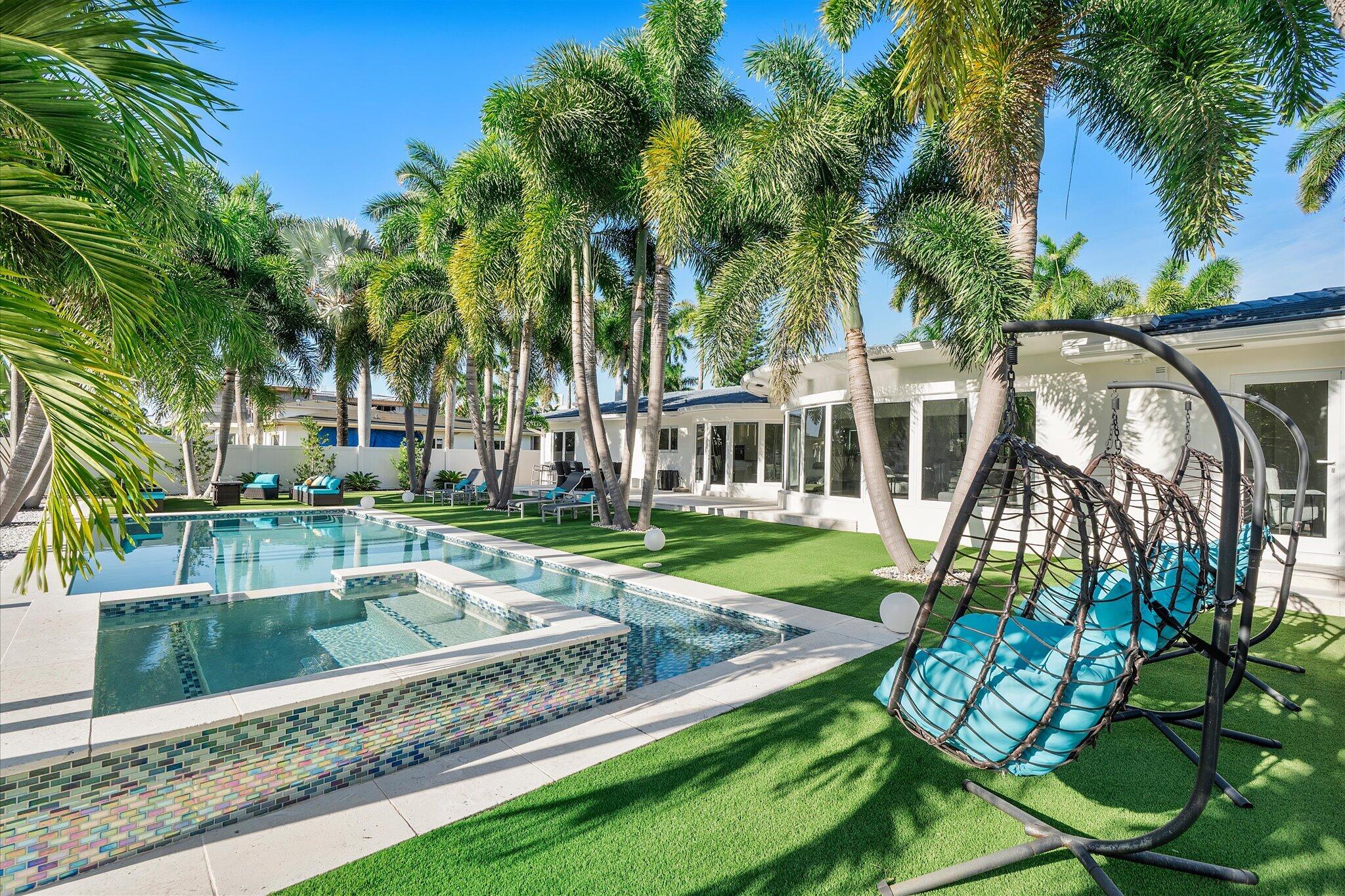 207 Royal Palm, Fort Lauderdale FL 33301