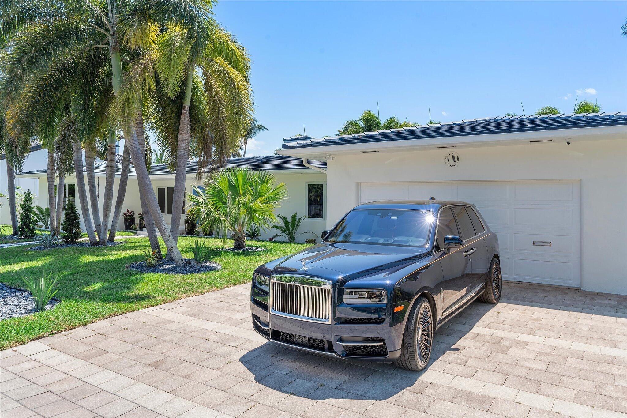 207 Royal Palm, Fort Lauderdale FL 33301