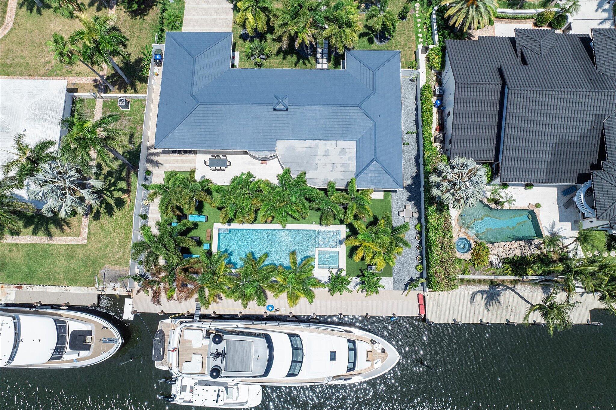 207 Royal Palm, Fort Lauderdale FL 33301