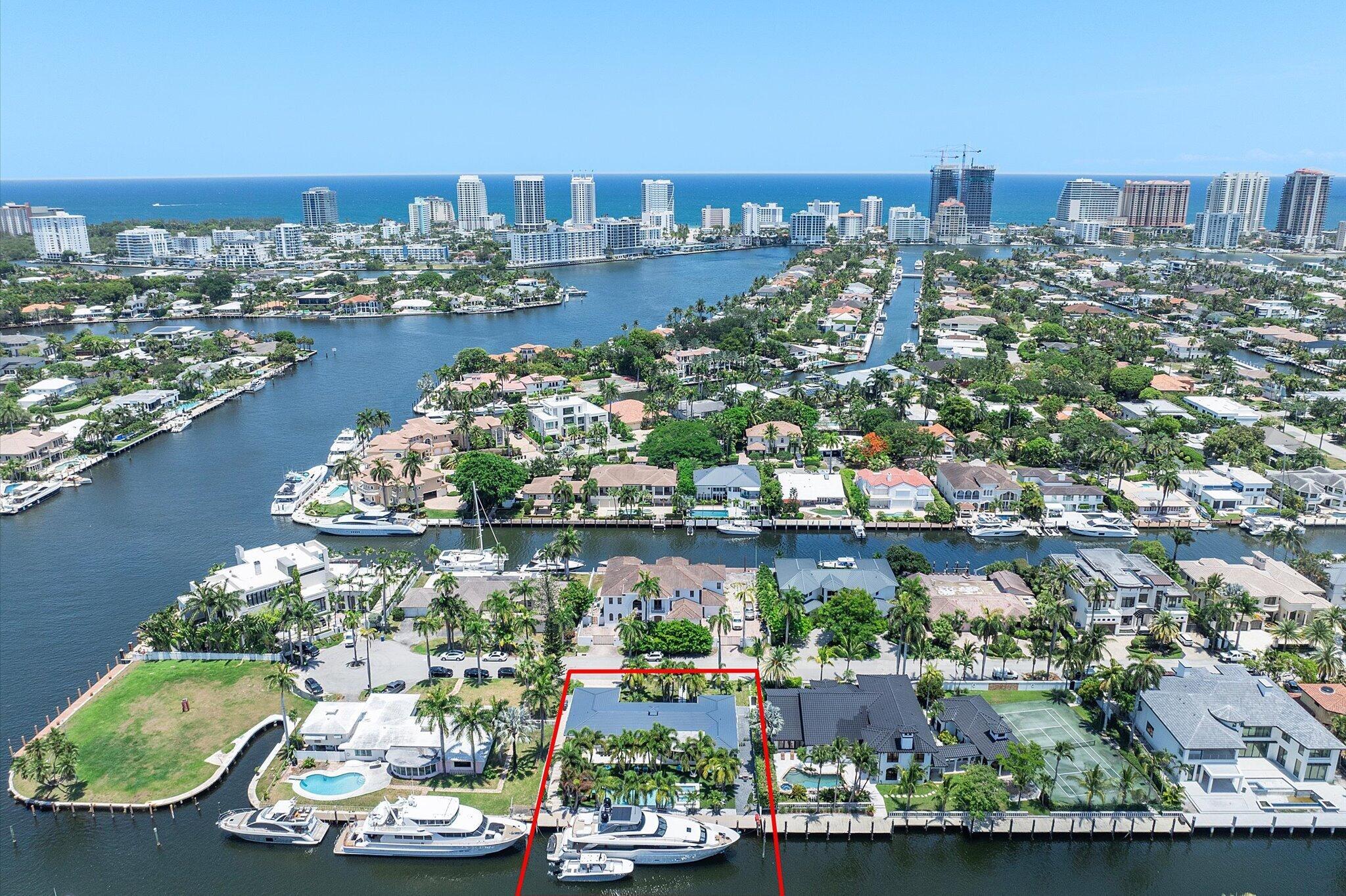207 Royal Palm, Fort Lauderdale FL 33301