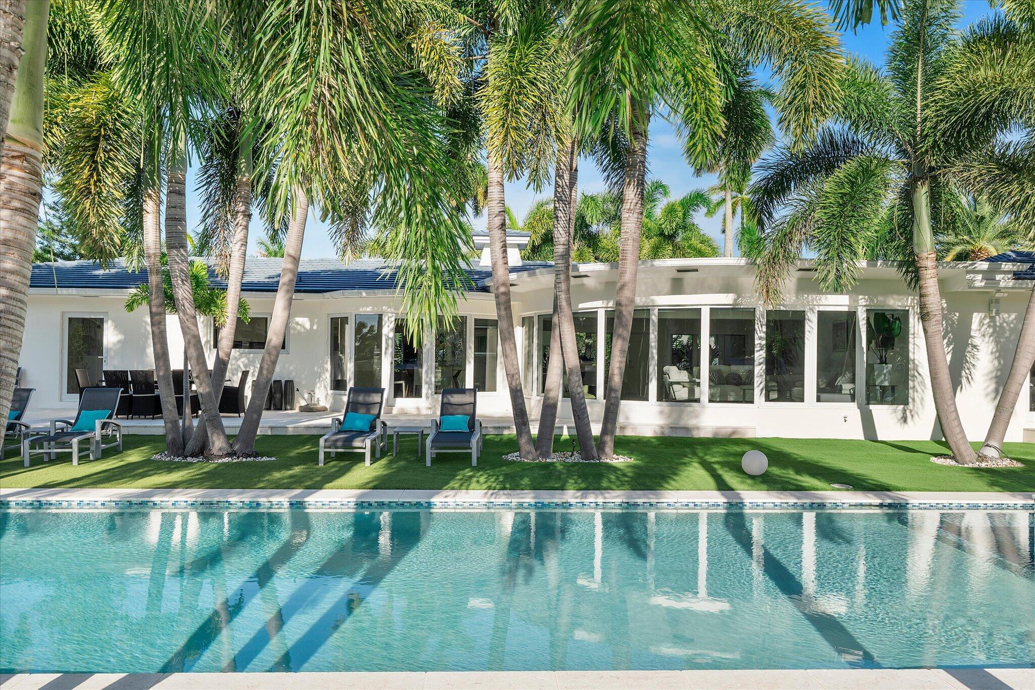 207 Royal Palm, Fort Lauderdale FL 33301