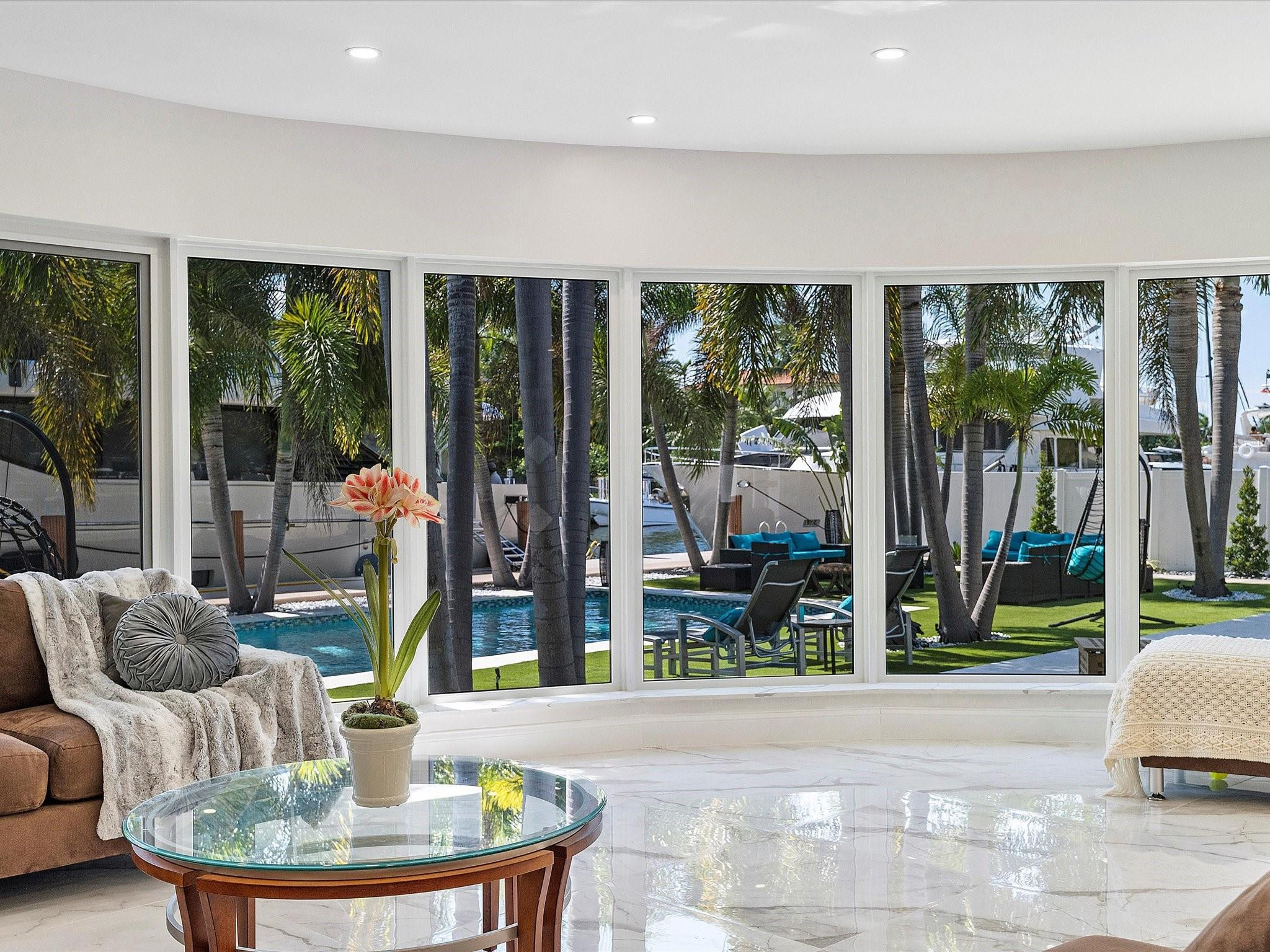 207 Royal Palm, Fort Lauderdale FL 33301