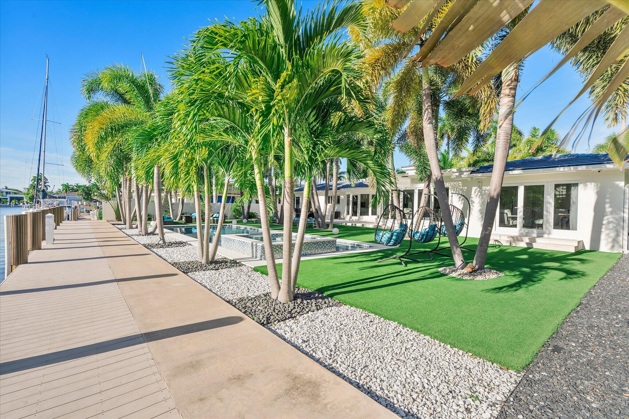 207 Royal Palm, Fort Lauderdale FL 33301
