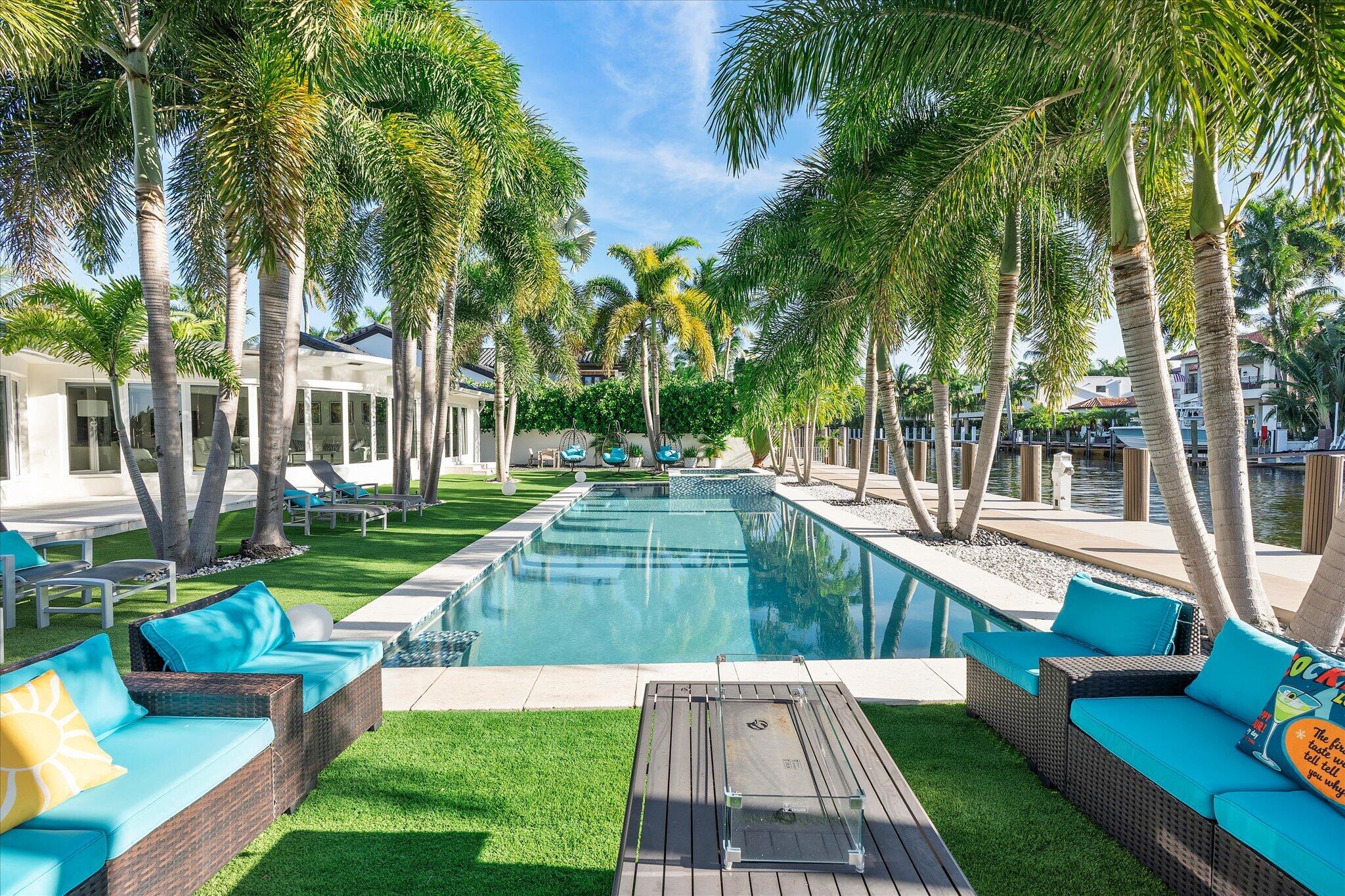 207 Royal Palm, Fort Lauderdale FL 33301