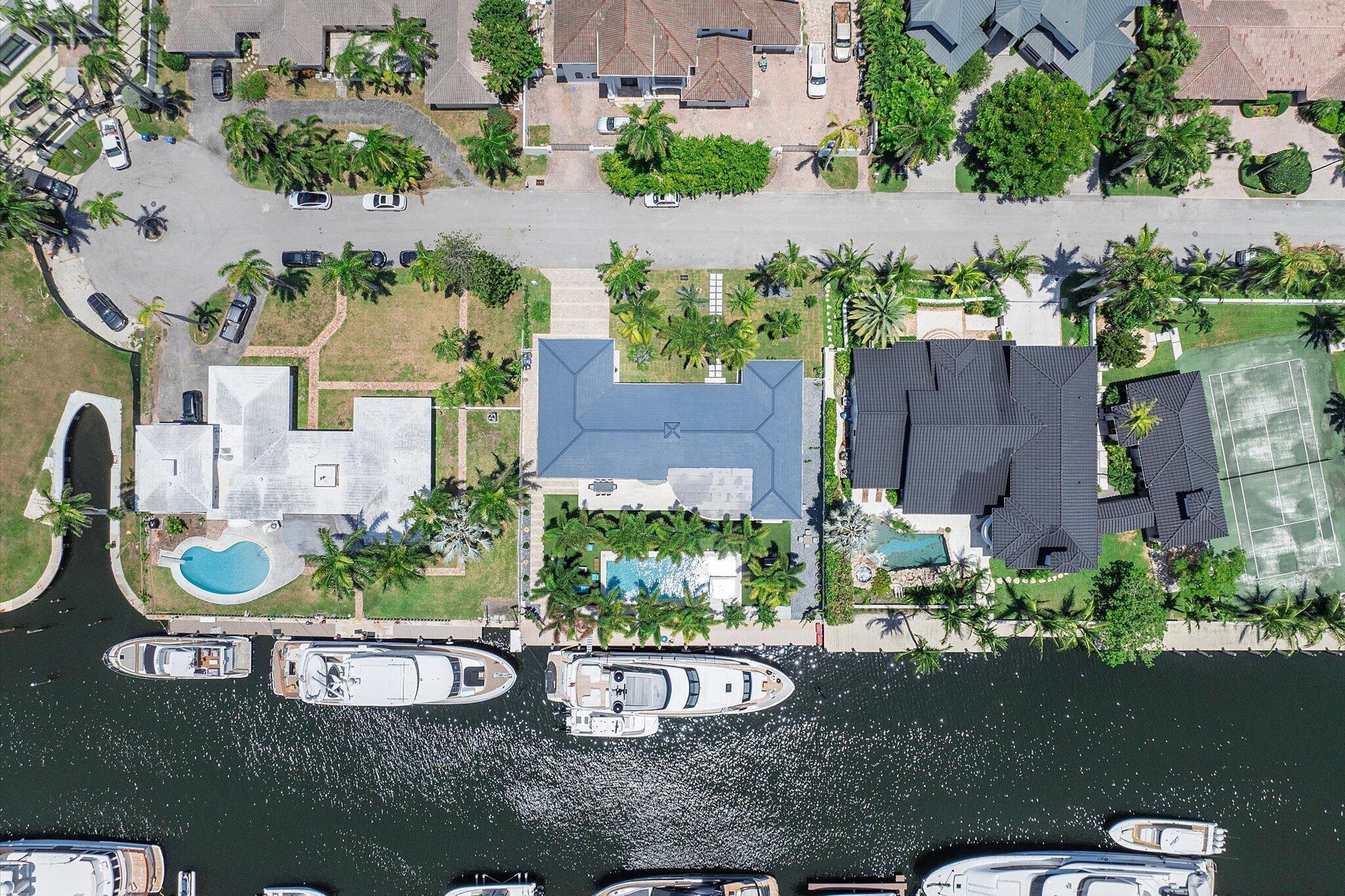 207 Royal Palm, Fort Lauderdale FL 33301