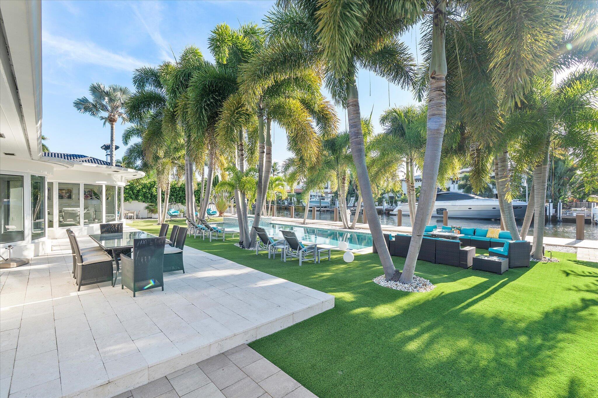 207 Royal Palm, Fort Lauderdale FL 33301